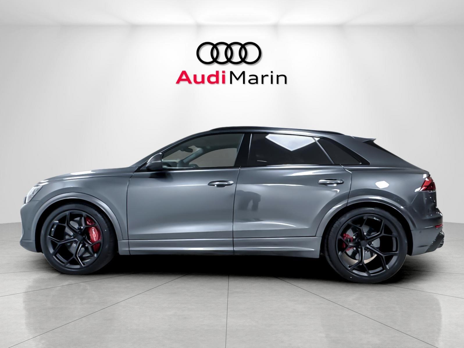 Daytona Gray Pearl Effect 2026 Audi RS Q8 All-Wheel Drive Automatic