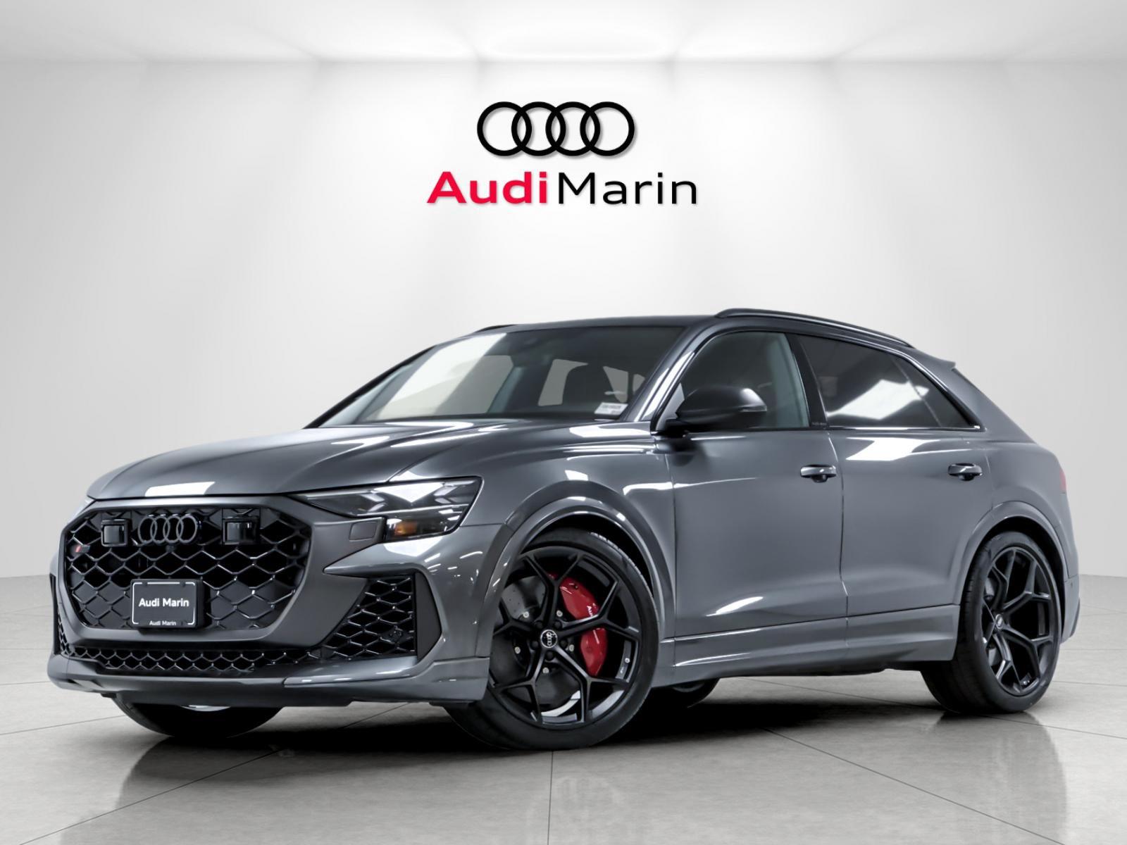 Daytona Gray Pearl Effect 2026 Audi RS Q8 SUV / Crossover All-Wheel Drive Automatic