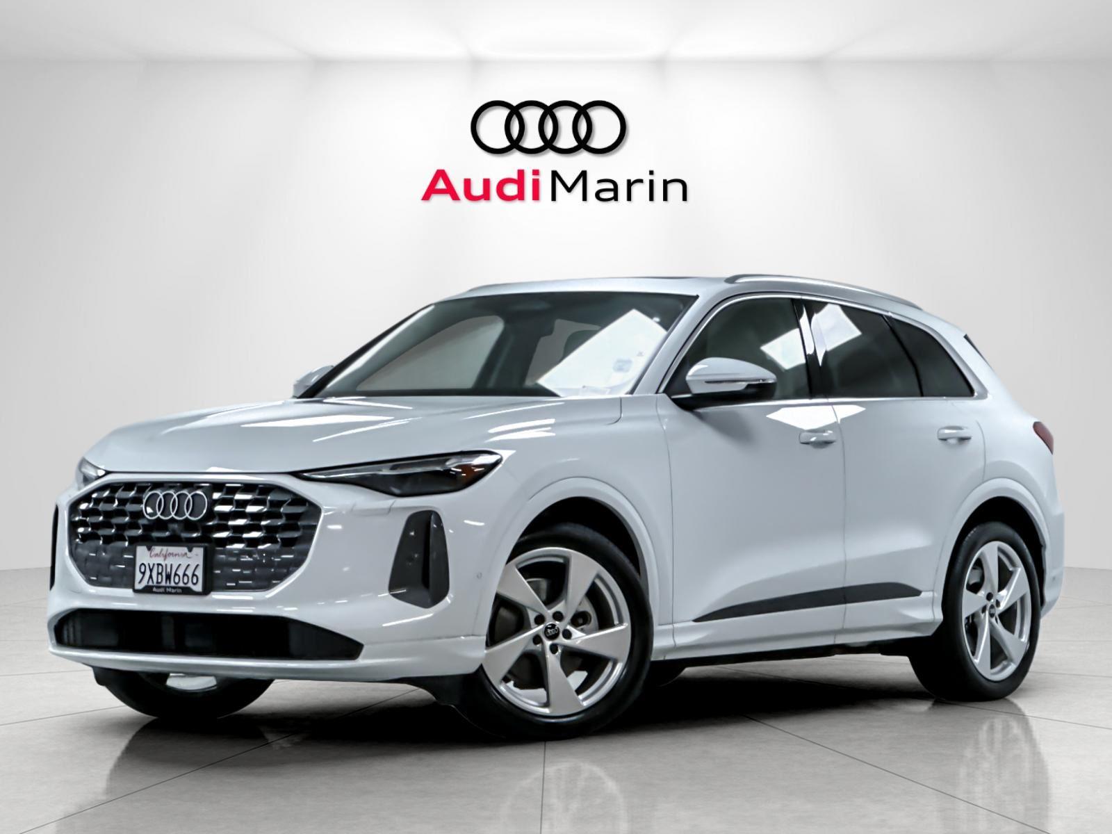 Glacier White Metallic 2025 Audi Q5 SUV / Crossover All-Wheel Drive Automatic