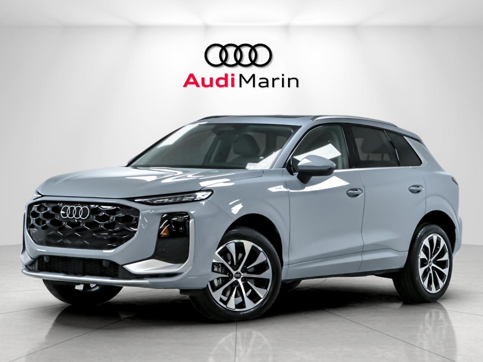 Arrow Gray Pearl Effect 2026 Audi Q3 SUV / Crossover All-Wheel Drive Automatic