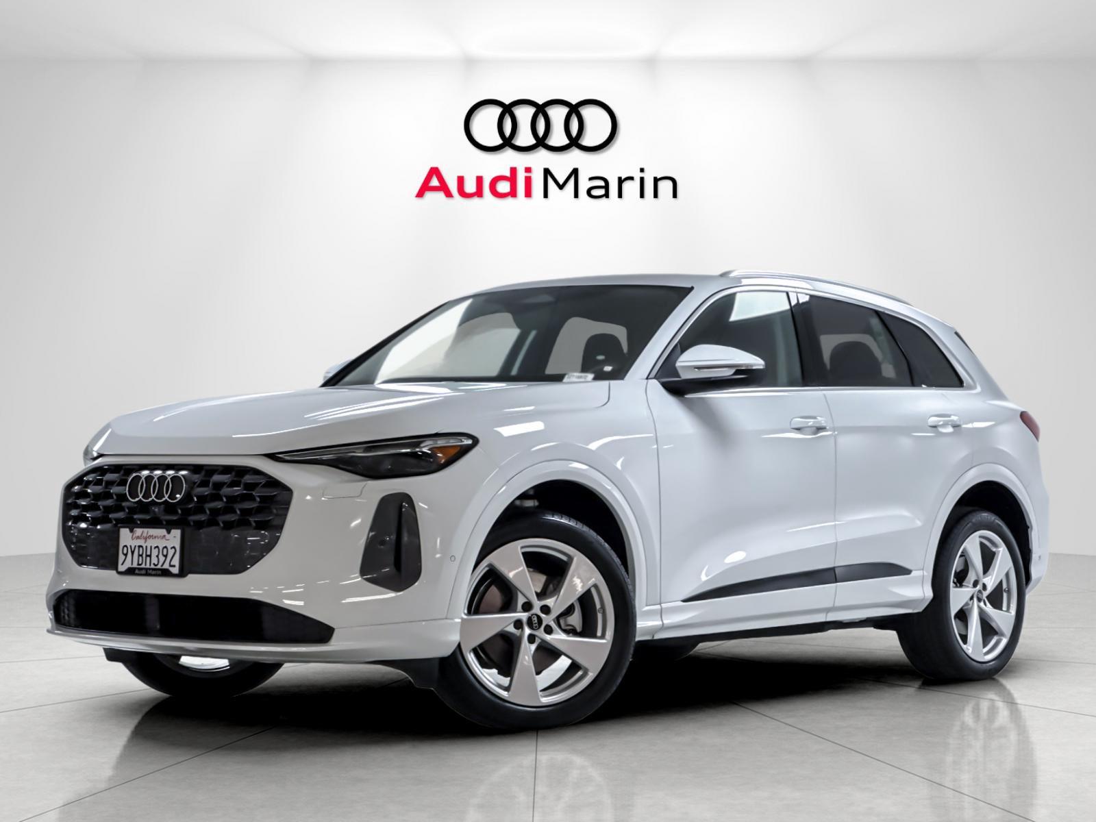 Glacier White Metallic 2025 Audi Q5 SUV / Crossover All-Wheel Drive Automatic