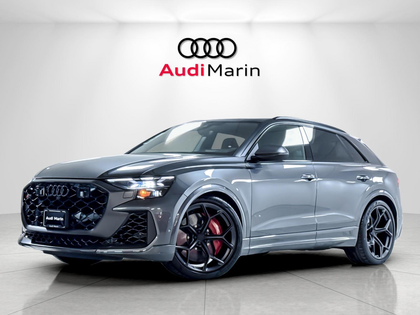 Daytona Gray Pearl Effect 2026 Audi RS Q8 SUV / Crossover All-Wheel Drive Automatic