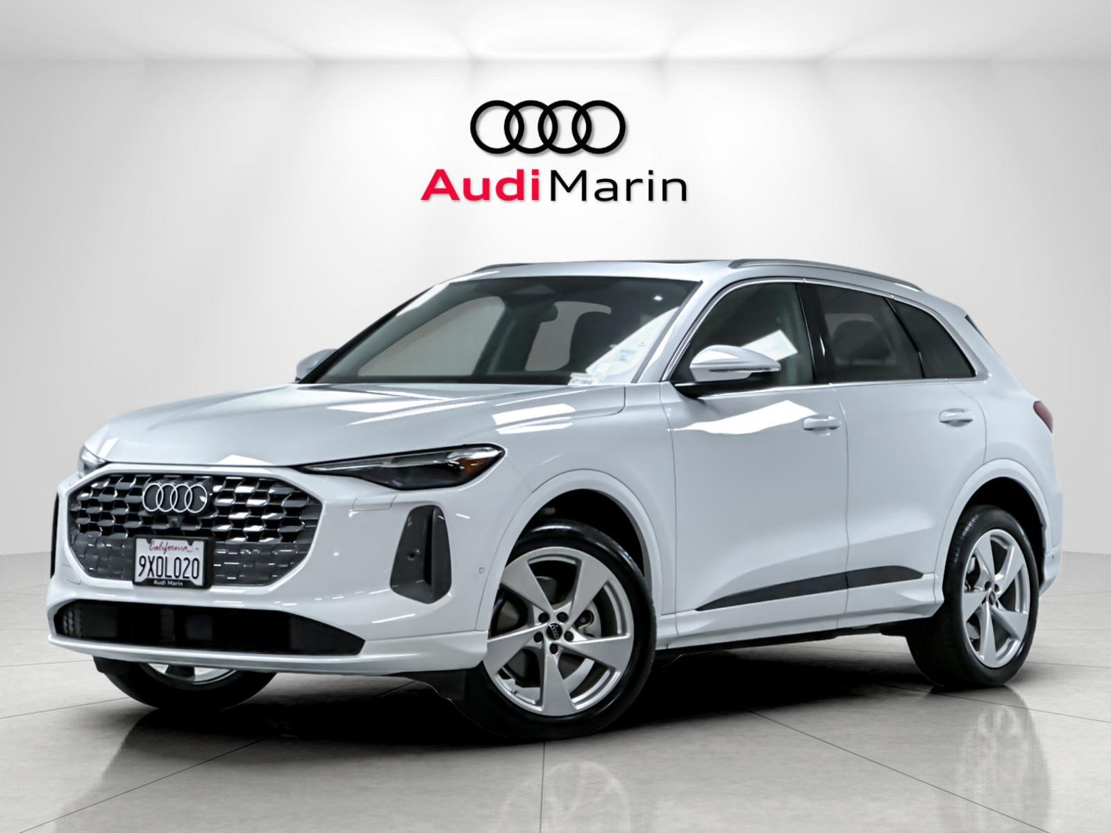 Glacier White Metallic 2025 Audi Q5 SUV / Crossover All-Wheel Drive Automatic