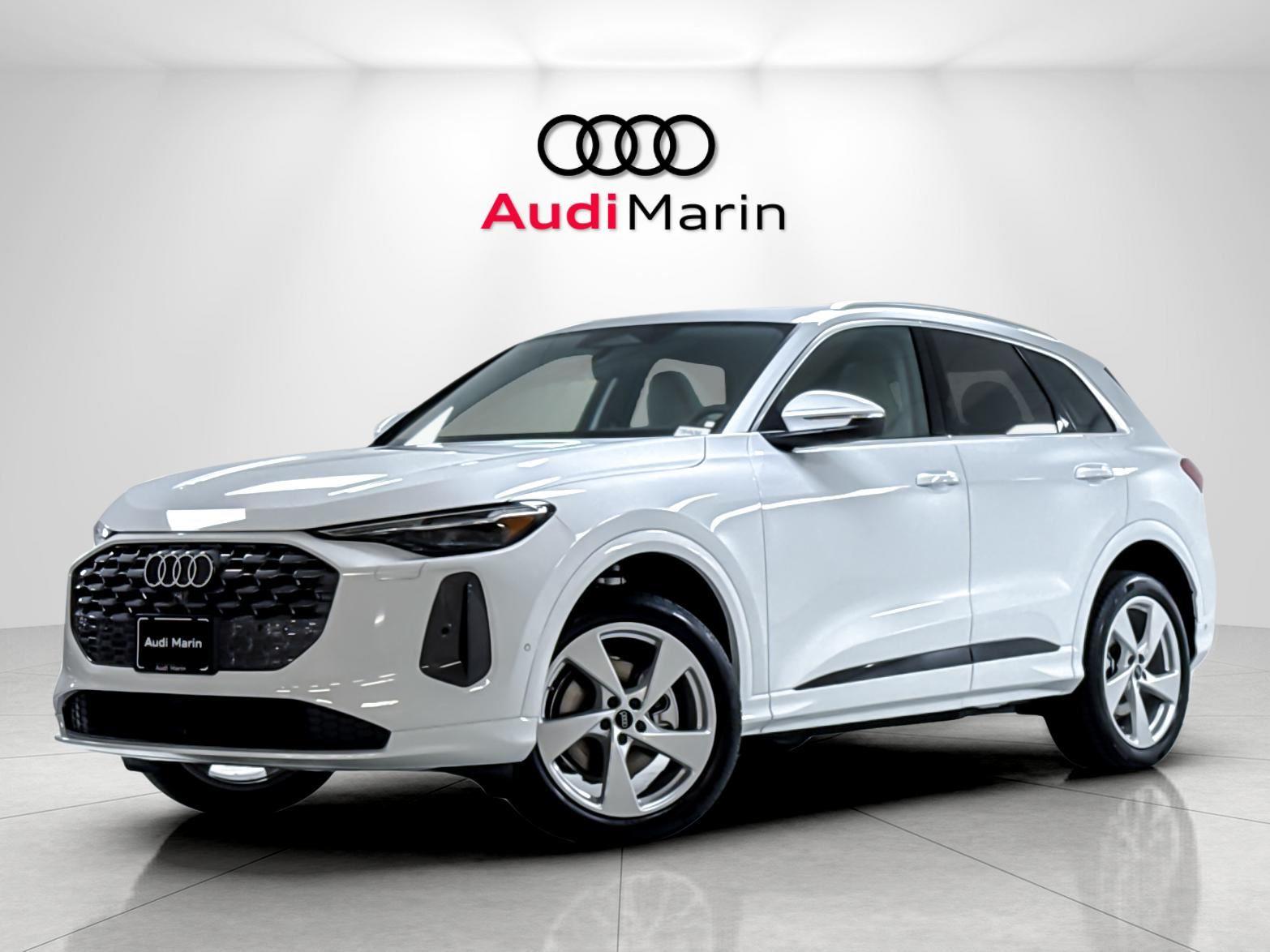 Glacier White Metallic 2026 Audi Q5 SUV / Crossover All-Wheel Drive Automatic