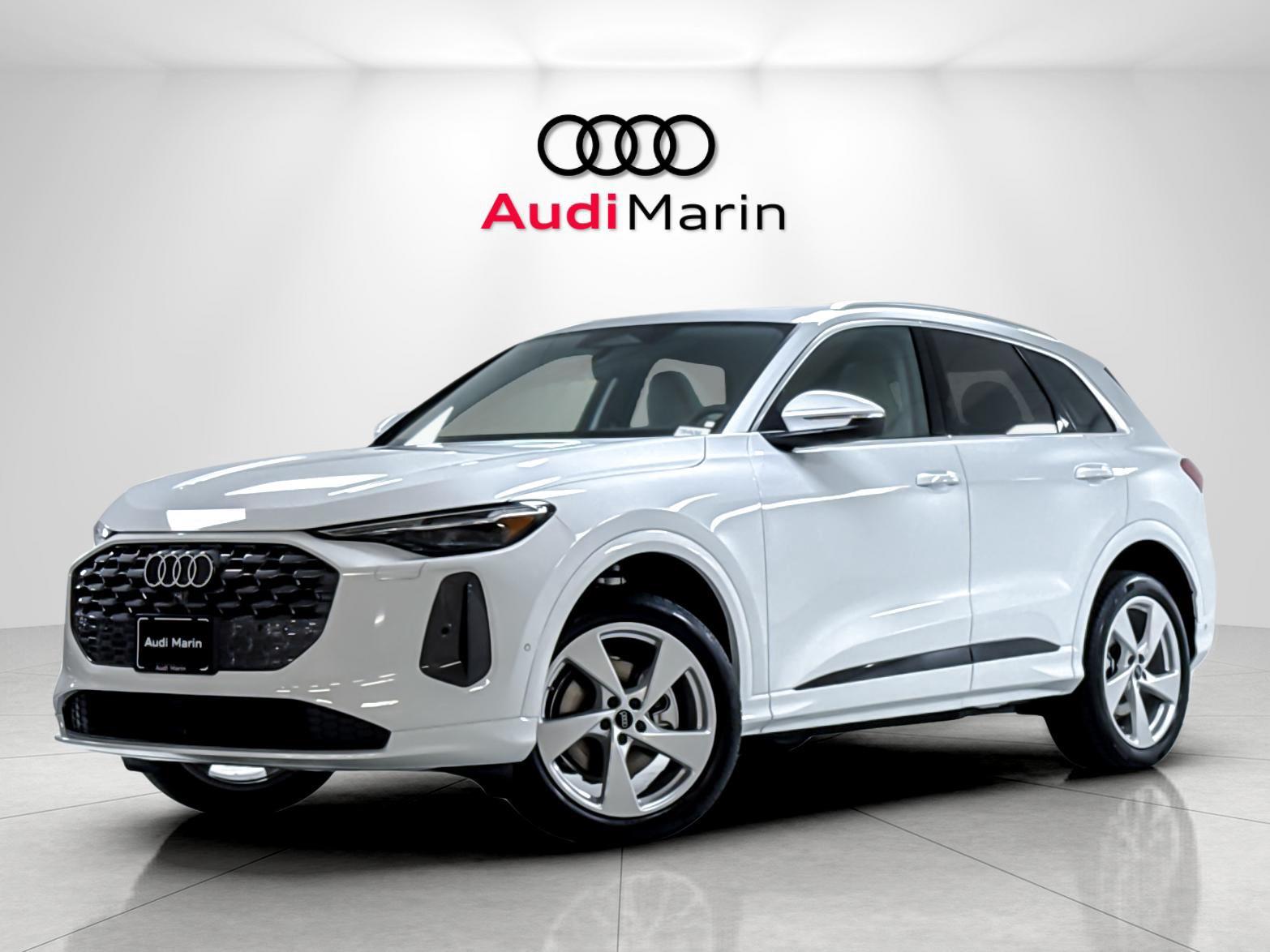 Glacier White Metallic 2026 Audi Q5 SUV / Crossover All-Wheel Drive Automatic