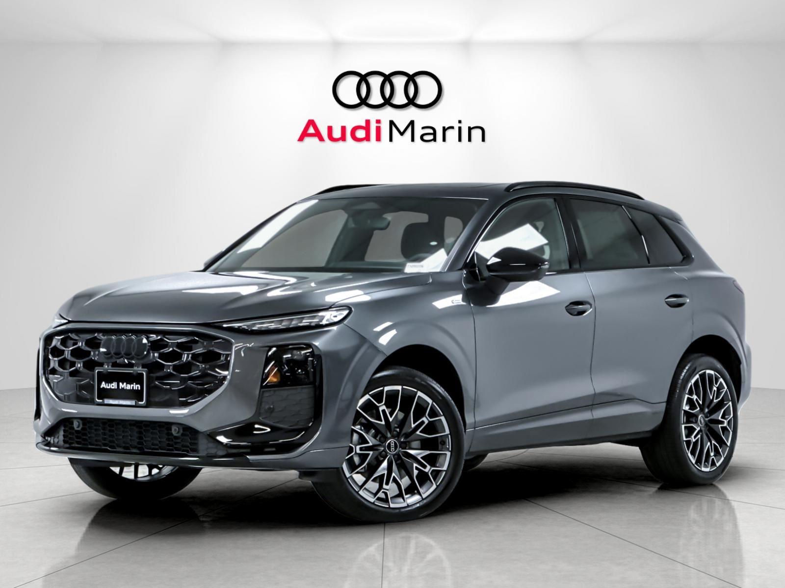 Daytona Gray Pearl Effect 2026 Audi Q3 SUV / Crossover All-Wheel Drive Automatic