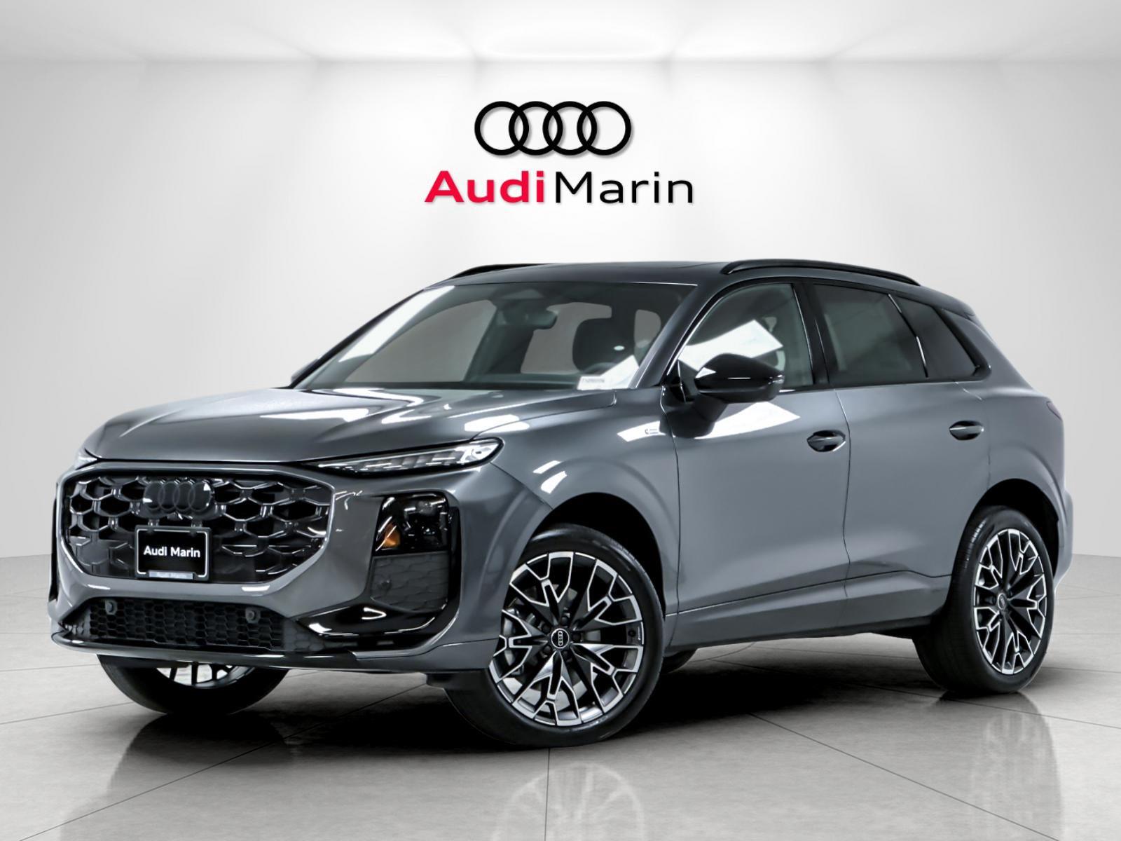 Daytona Gray Pearl Effect 2026 Audi Q3 SUV / Crossover All-Wheel Drive Automatic