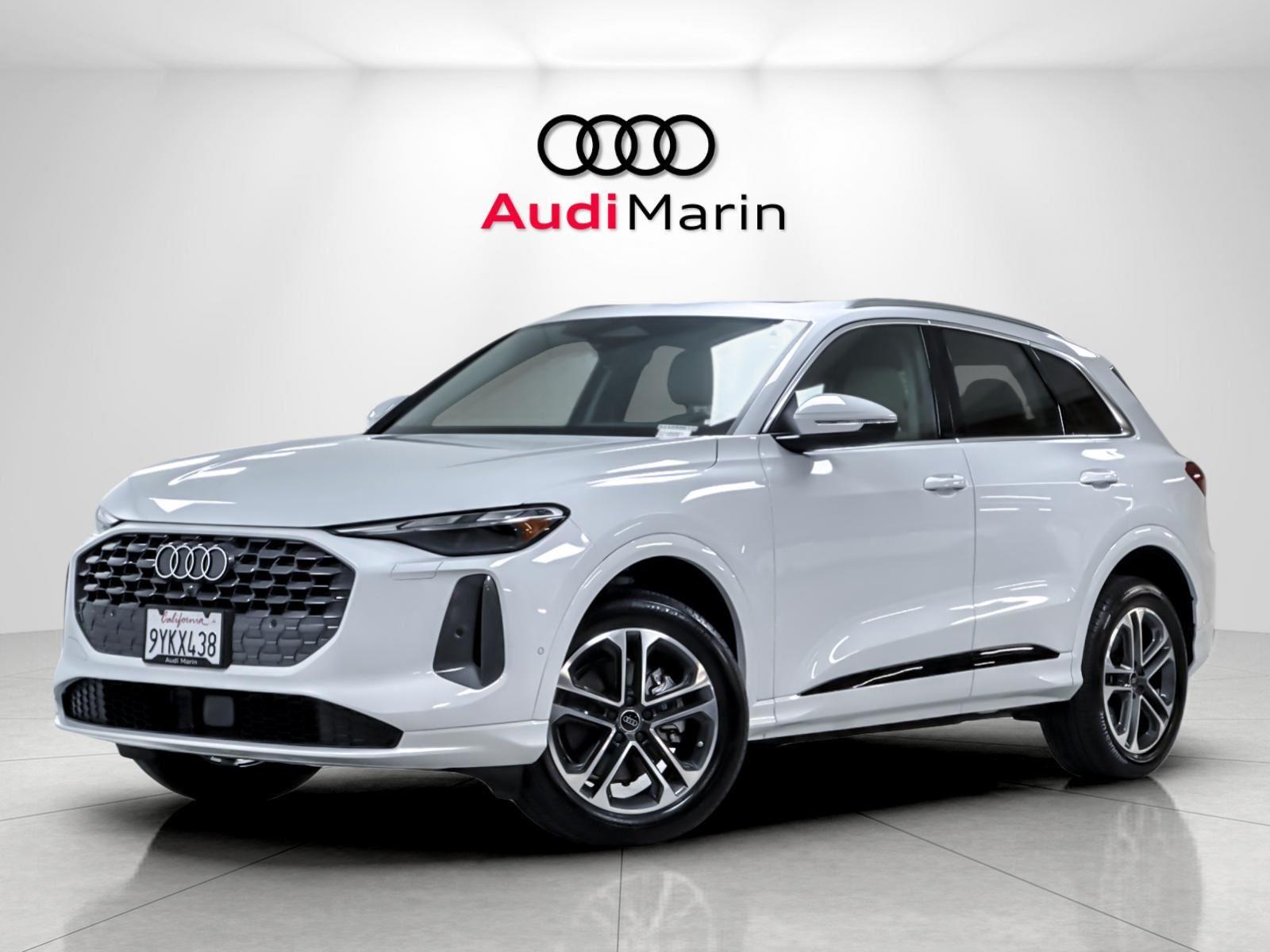Glacier White Metallic 2025 Audi Q5 SUV / Crossover All-Wheel Drive Automatic