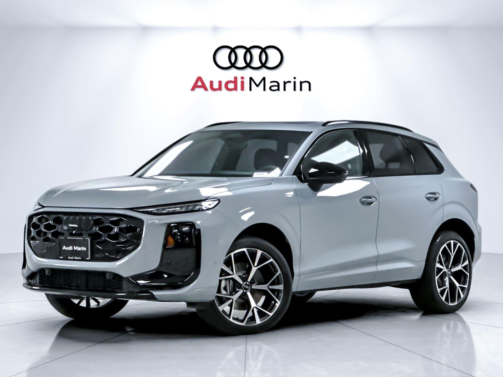 Arrow Gray Pearl Effect 2026 Audi Q3 SUV / Crossover All-Wheel Drive Automatic