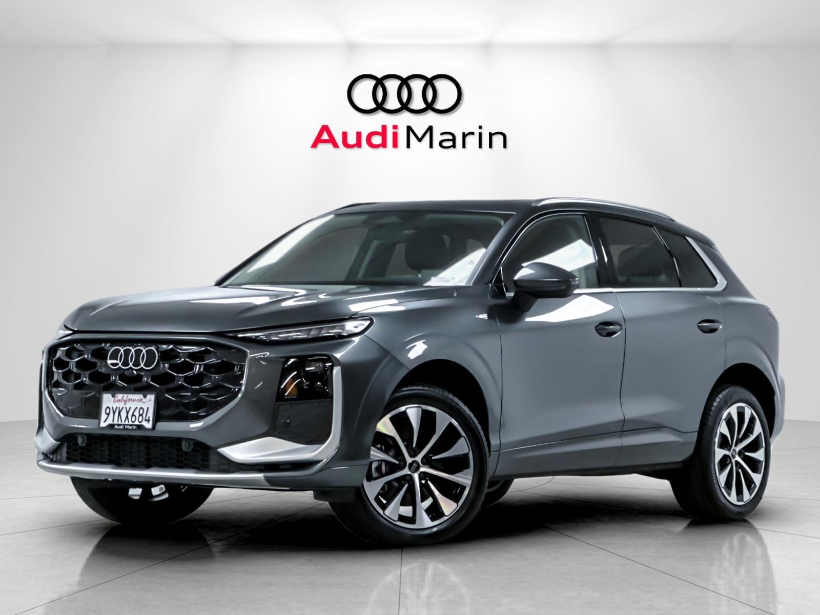 Daytona Gray Pearl Effect 2026 Audi Q3 SUV / Crossover All-Wheel Drive Automatic
