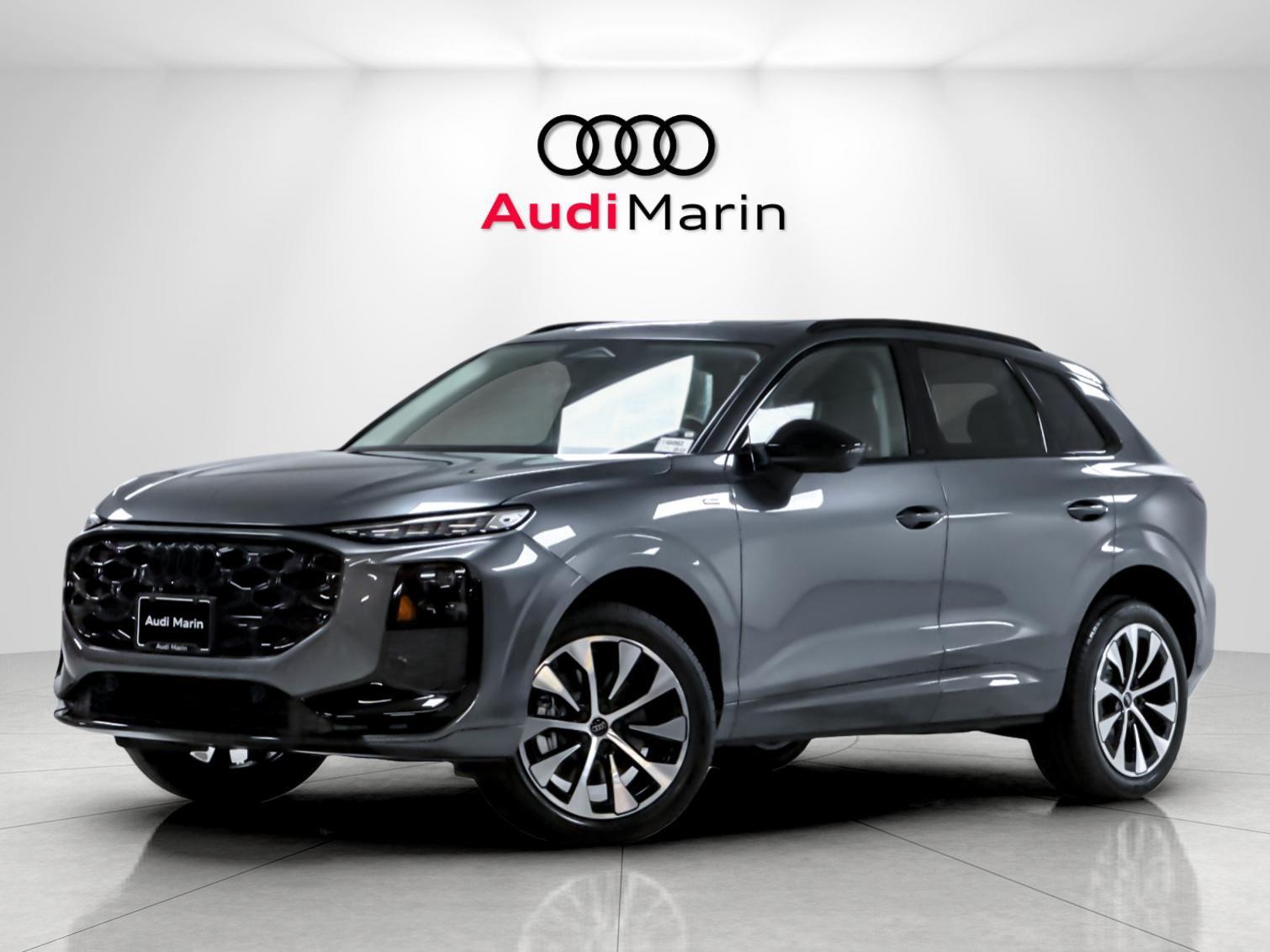 Daytona Gray Pearl Effect 2026 Audi Q3 SUV / Crossover All-Wheel Drive Automatic