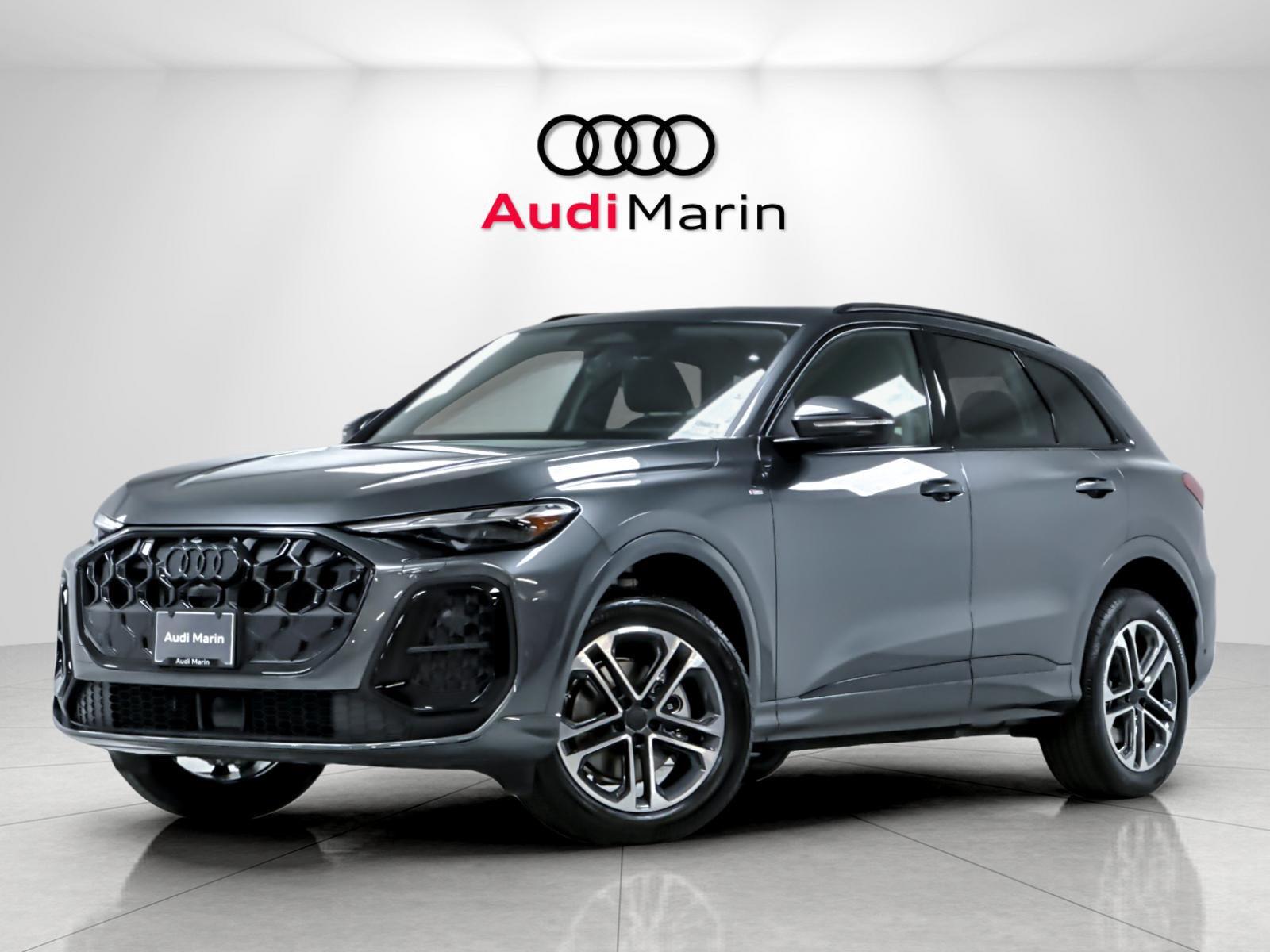 Daytona Gray Pearl Effect 2026 Audi Q5 SUV / Crossover All-Wheel Drive Automatic