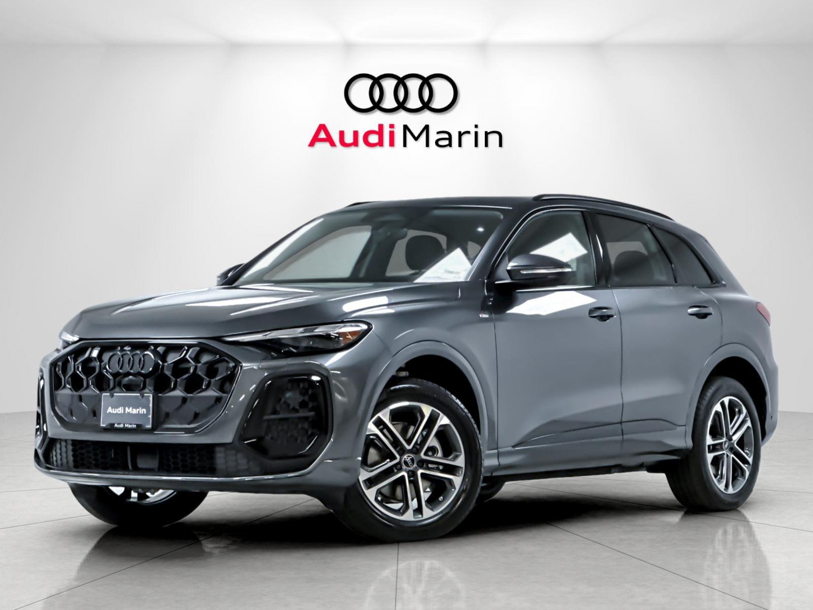 Daytona Gray Pearl Effect 2026 Audi Q5 SUV / Crossover All-Wheel Drive Automatic