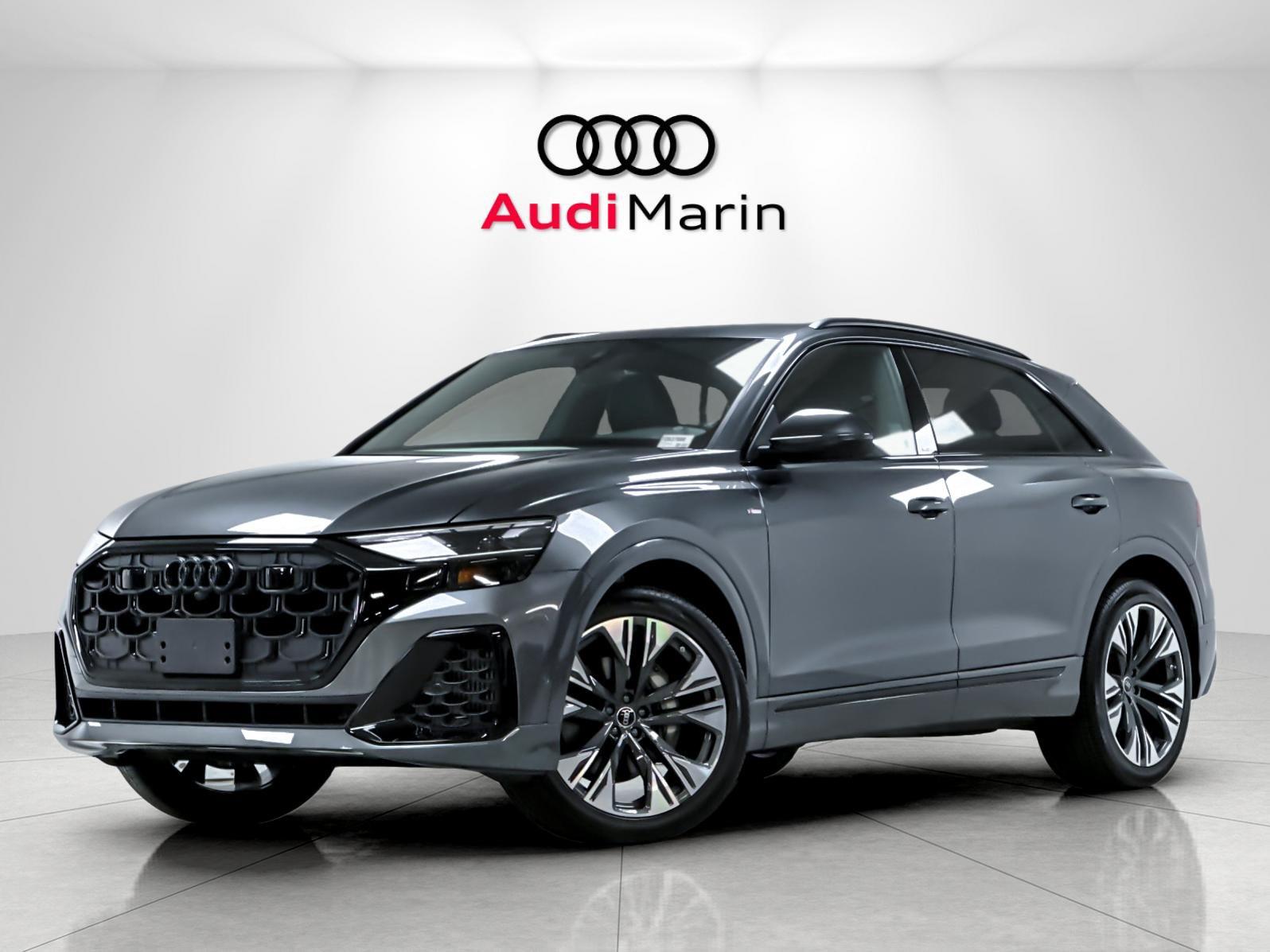 Daytona Gray Pearl Effect 2026 Audi Q8 SUV / Crossover All-Wheel Drive Automatic