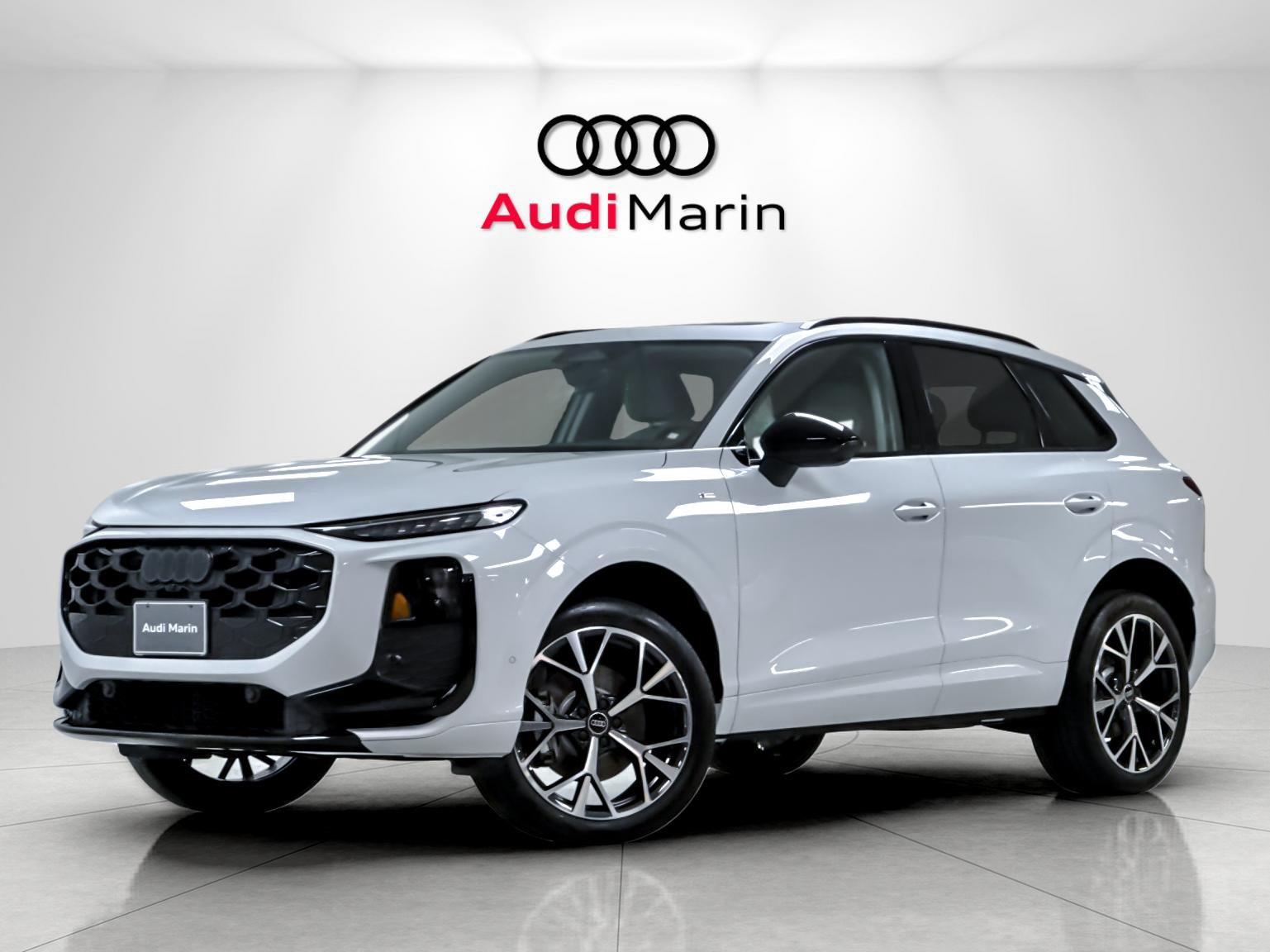 Glacier White Metallic 2026 Audi Q3 SUV / Crossover All-Wheel Drive Automatic