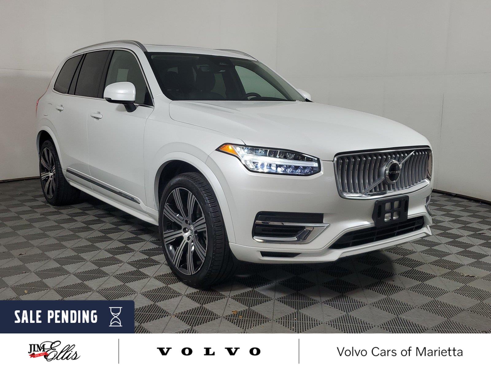 Crystal White Metallic 2024 Volvo XC90 SUV / Crossover All-Wheel Drive Automatic