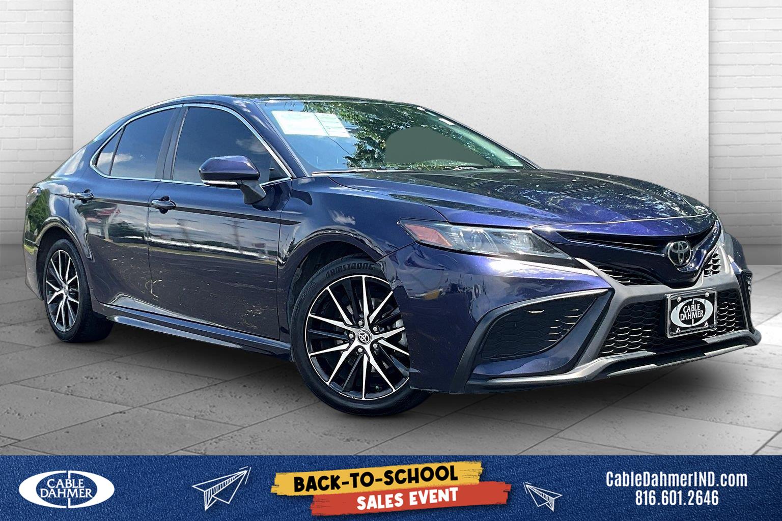  2022 Toyota Camry SE FWD   