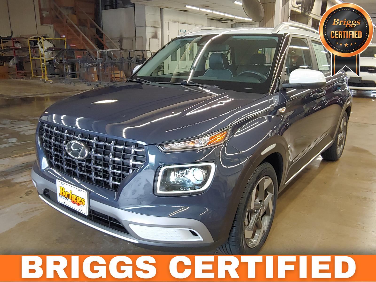  2022 Hyundai Venue Limited FWD   