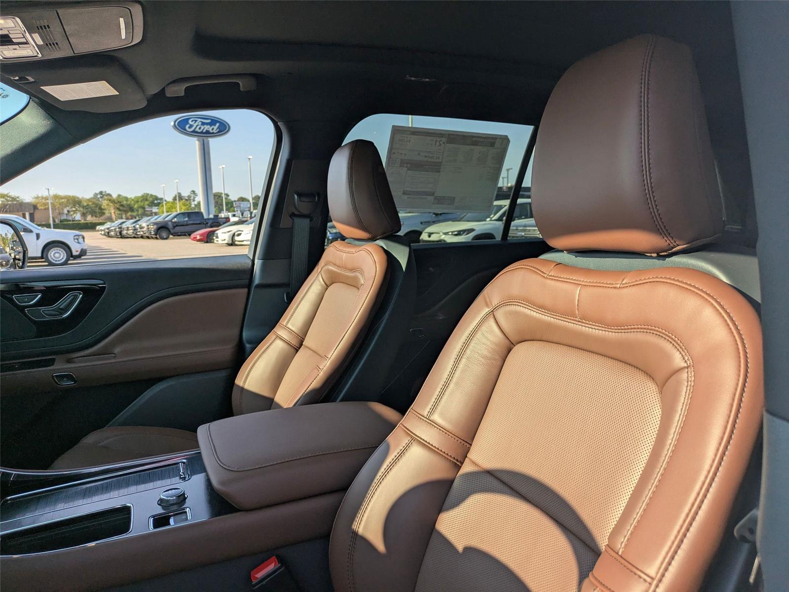 New 2026 Pristine White Metallic Tri-Coat Lincoln Reserve image 14