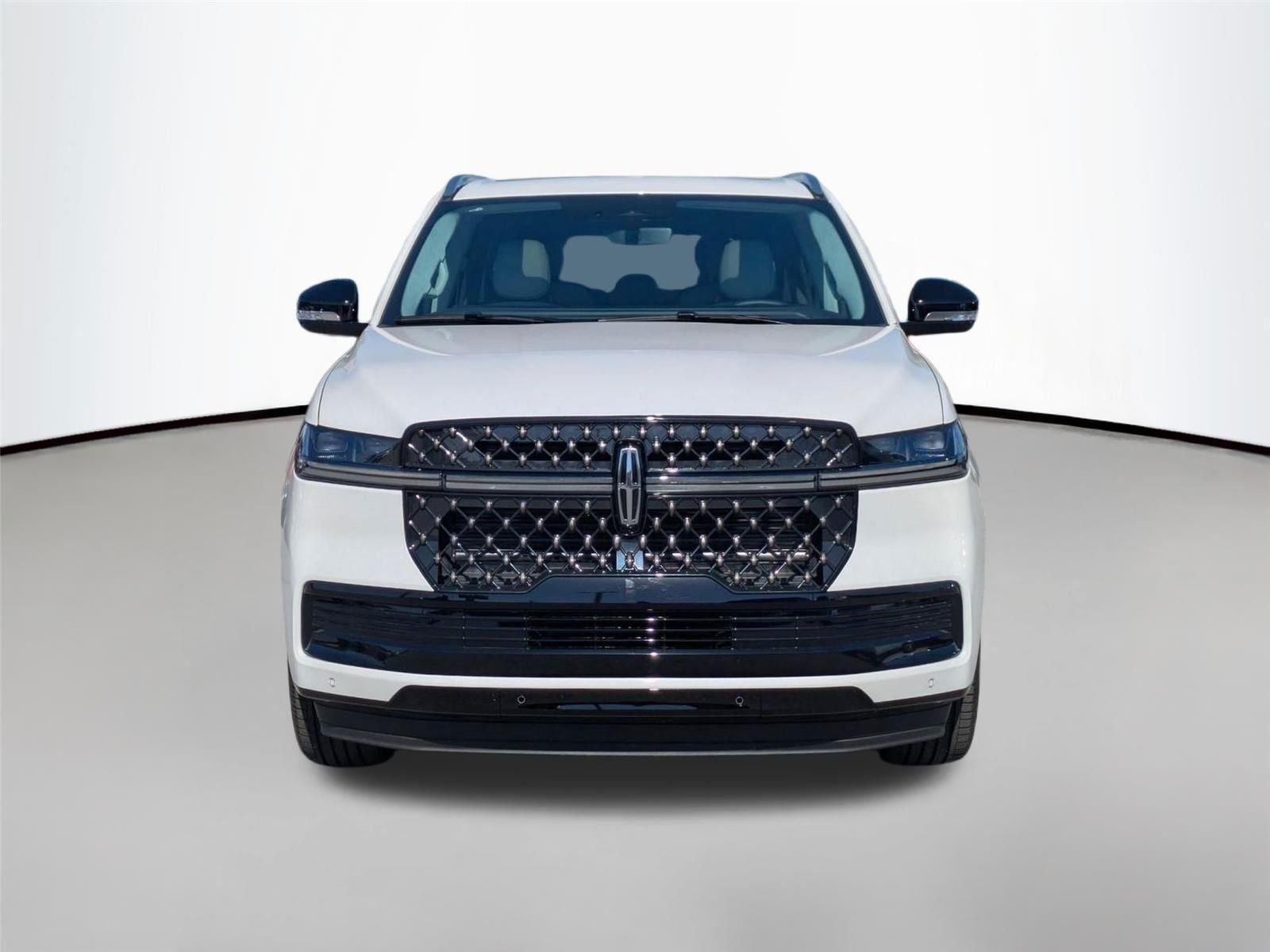 New 2026 Pristine White Metallic Tri-Coat Lincoln Black Label image 2