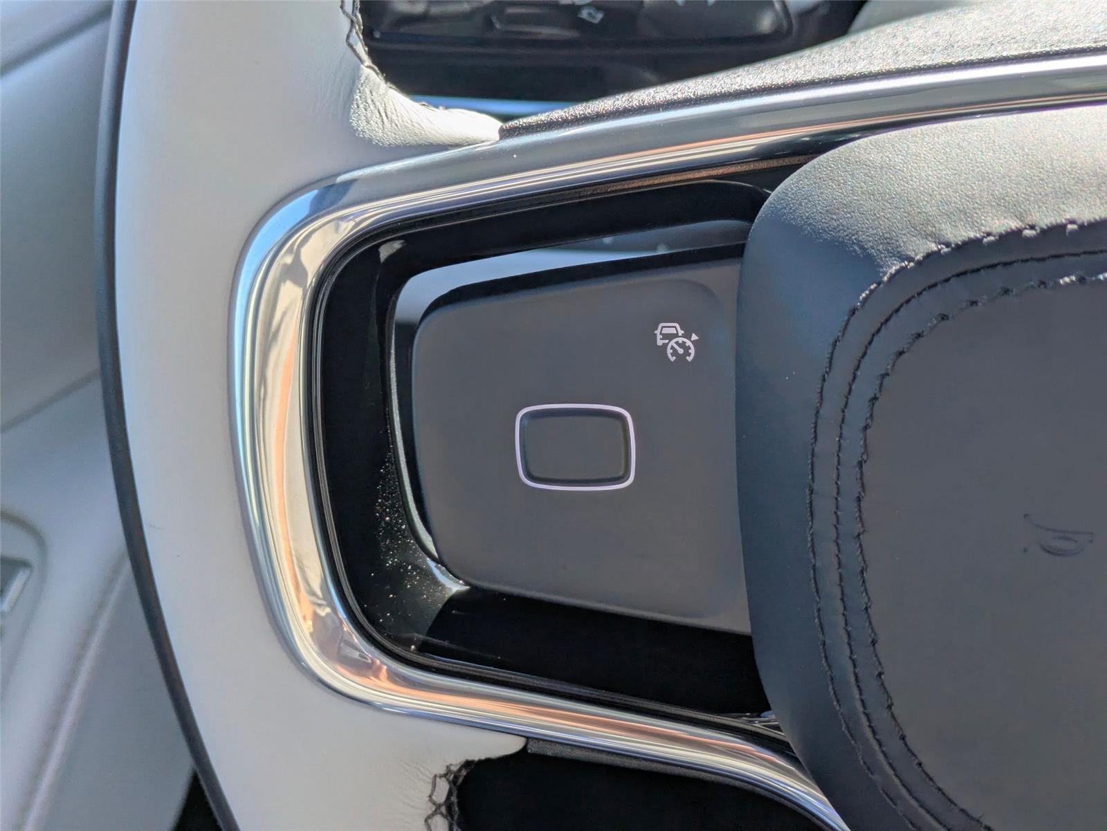 New 2026 Pristine White Metallic Tri-Coat Lincoln Black Label image 17