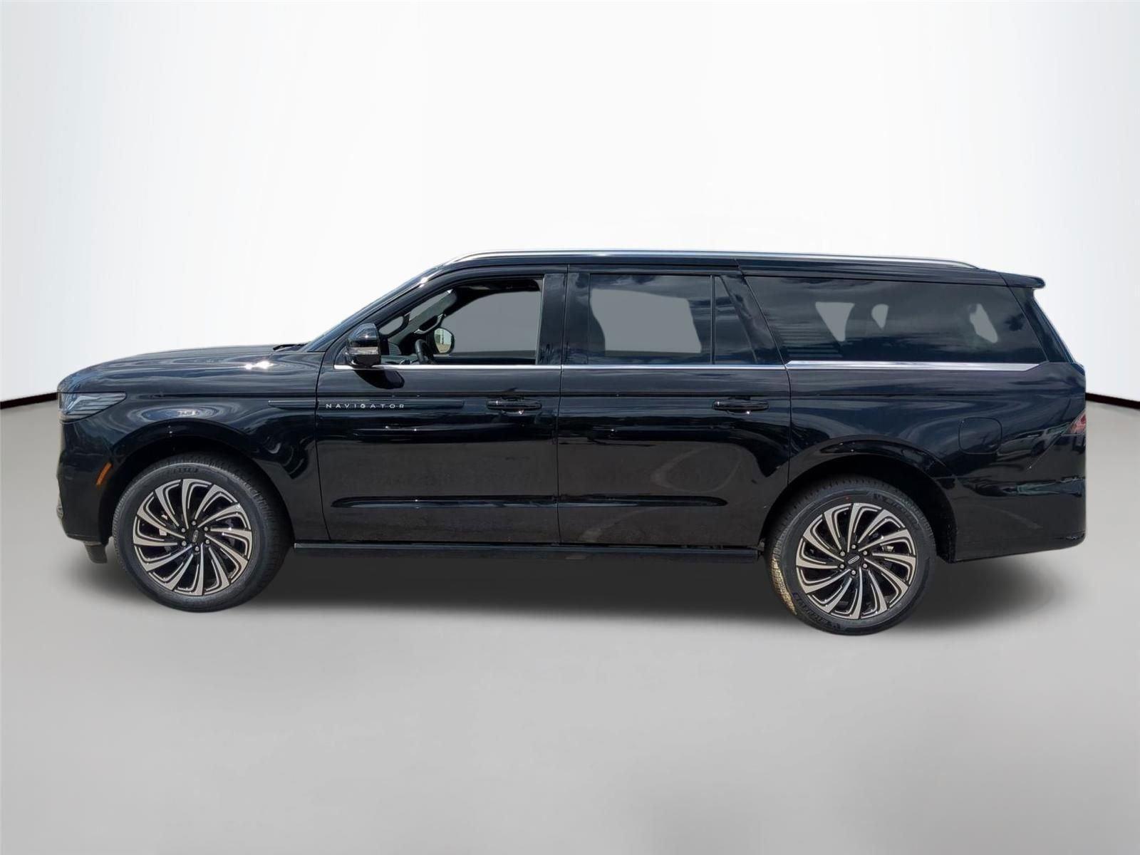 New 2026 Infinite Black Metallic Clearcoat Lincoln Black Label image 2