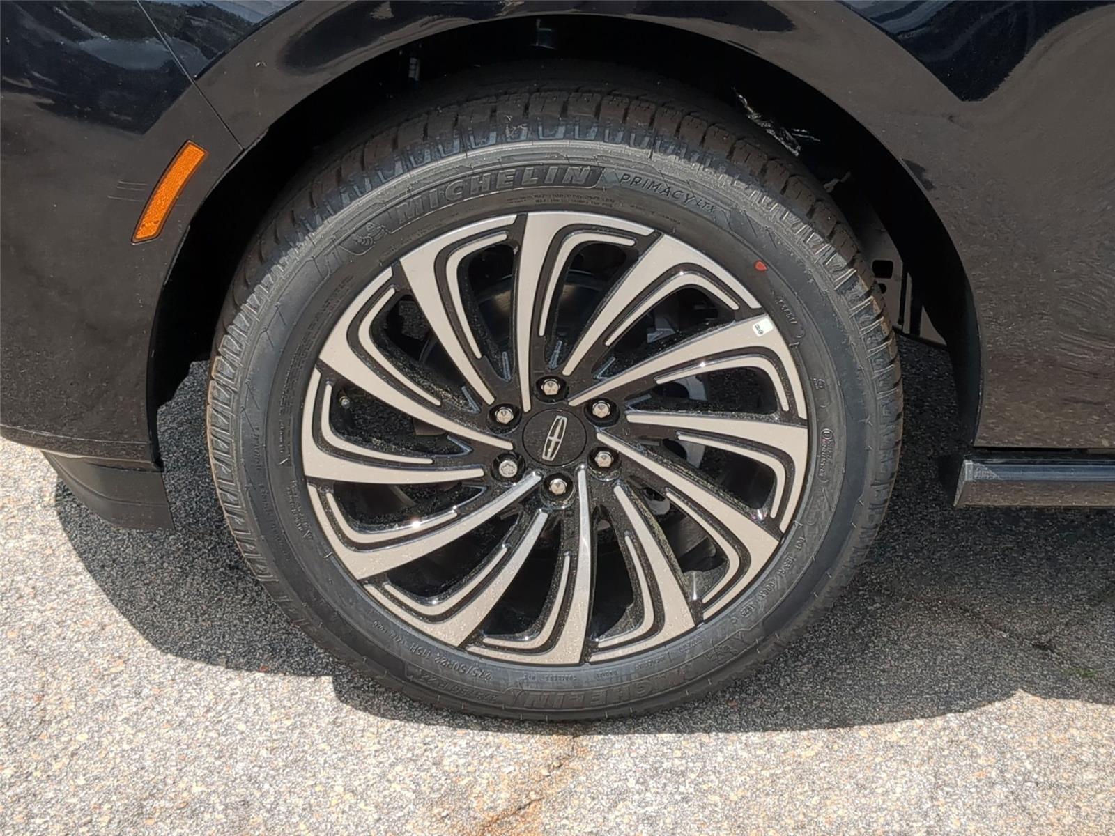 New 2026 Infinite Black Metallic Clearcoat Lincoln Black Label image 10