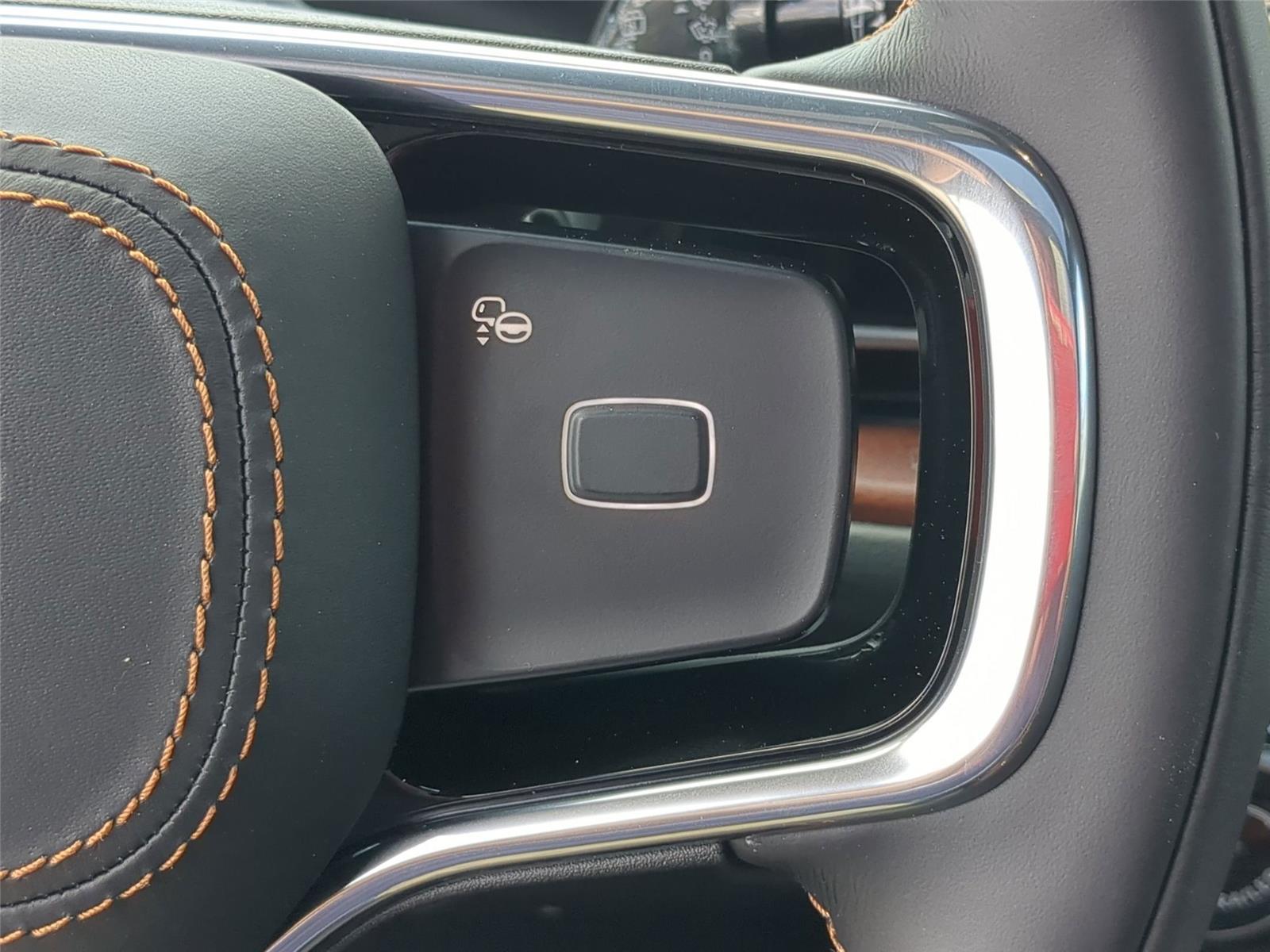 New 2026 Infinite Black Metallic Clearcoat Lincoln Black Label image 21