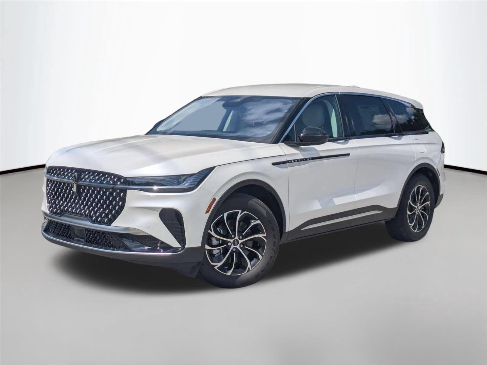 White Platinum Metallic Tri-Coat 2026 Lincoln Nautilus SUV / Crossover All-Wheel Drive 8-Speed Automatic