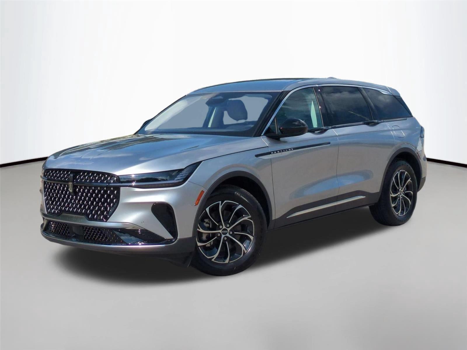 Silver Radiance Metallic Clearcoat 2026 Lincoln Nautilus SUV / Crossover All-Wheel Drive 8-Speed Automatic