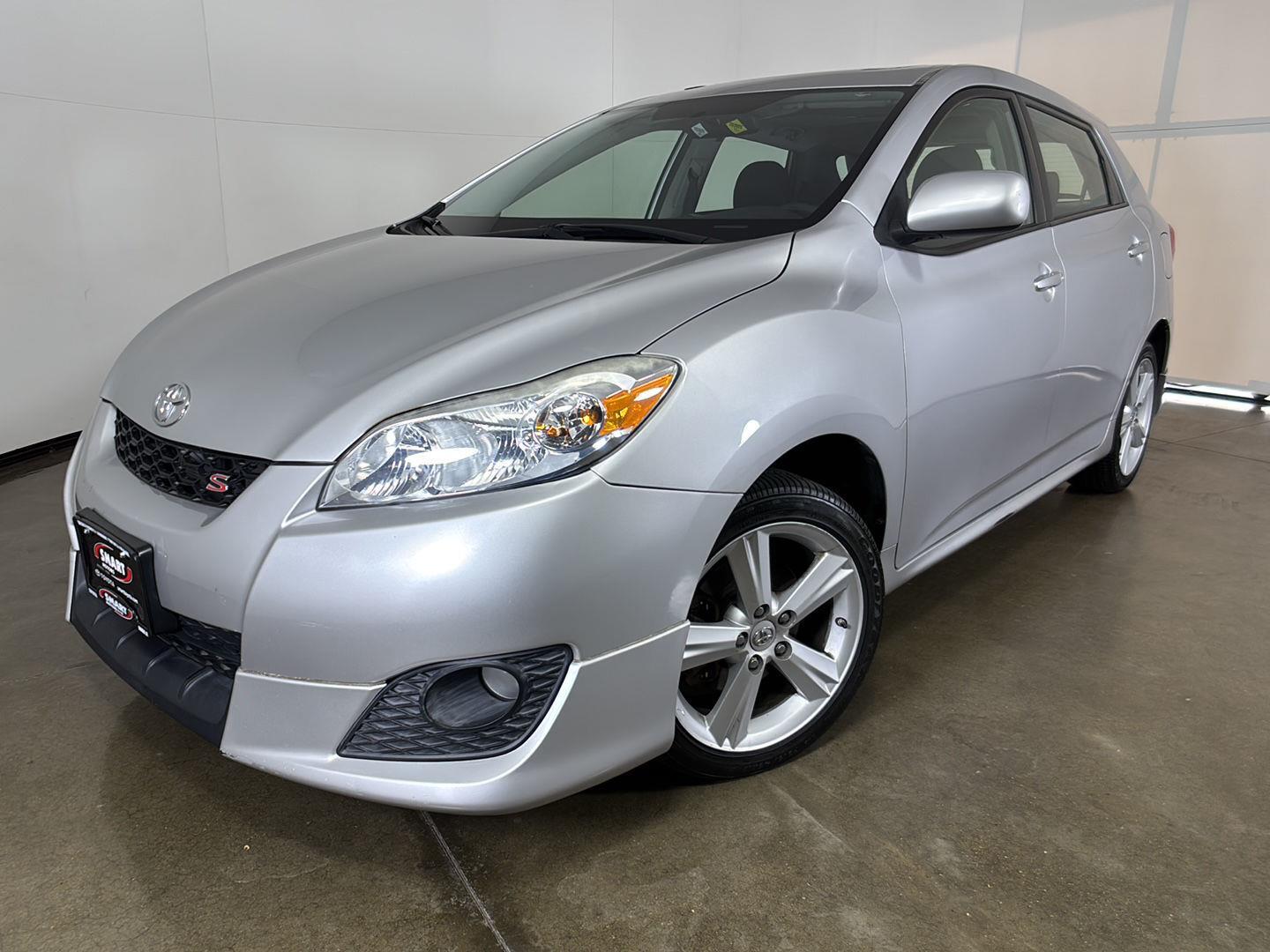 Classic Silver Metallic 2009 Toyota Matrix S AWD Hatchback All-Wheel Drive 4-Speed Automatic