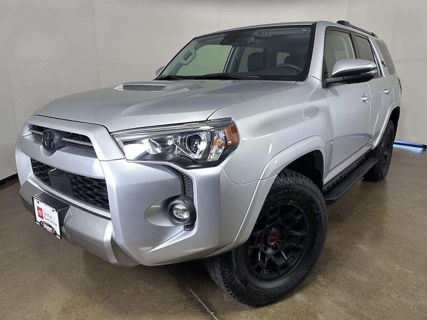 Classic Silver Metallic 2022 Toyota 4Runner TRD Off-Road Premium 4WD SUV / Crossover Four-Wheel Drive Automatic