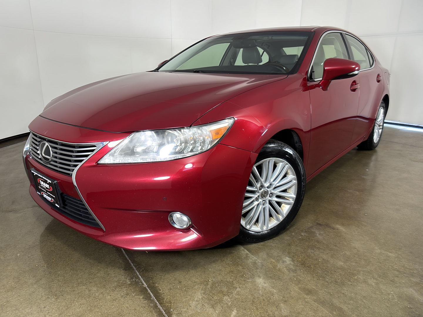 Matador Red Mica 2013 Lexus ES Sedan Front-Wheel Drive Automatic