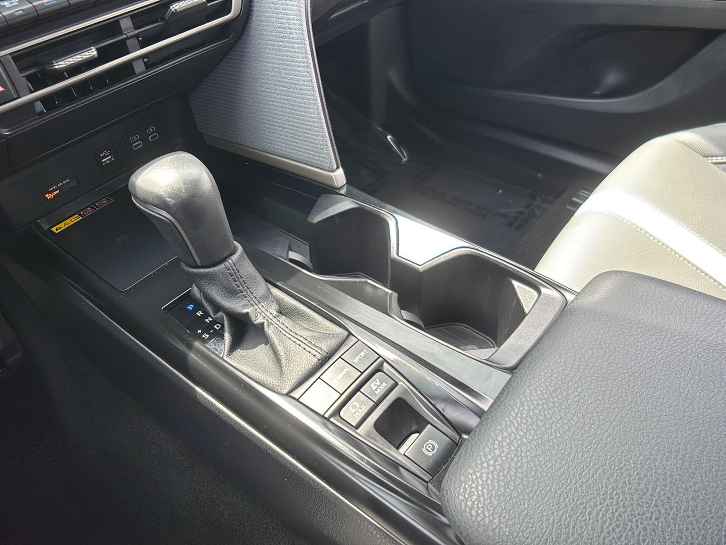 Certified Used 2025 Ice Cap Toyota SE AWD (Natl) image 22