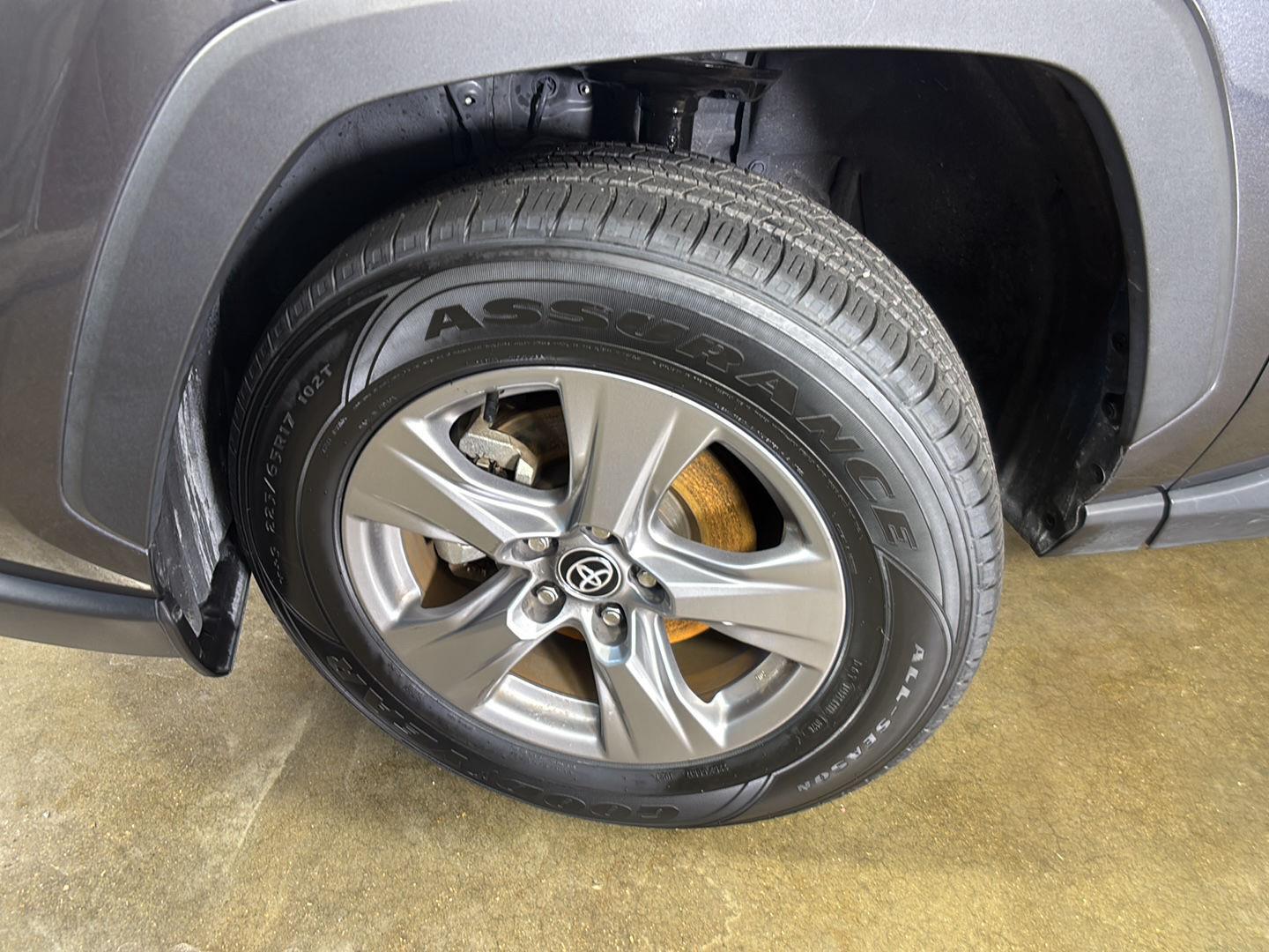 Certified Used 2025 Magnetic Gray Metallic Toyota XLE image 5
