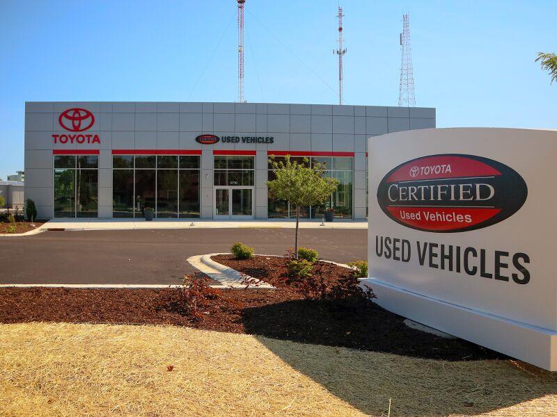 Certified Used 2025 Magnetic Gray Metallic Toyota XLE image 25