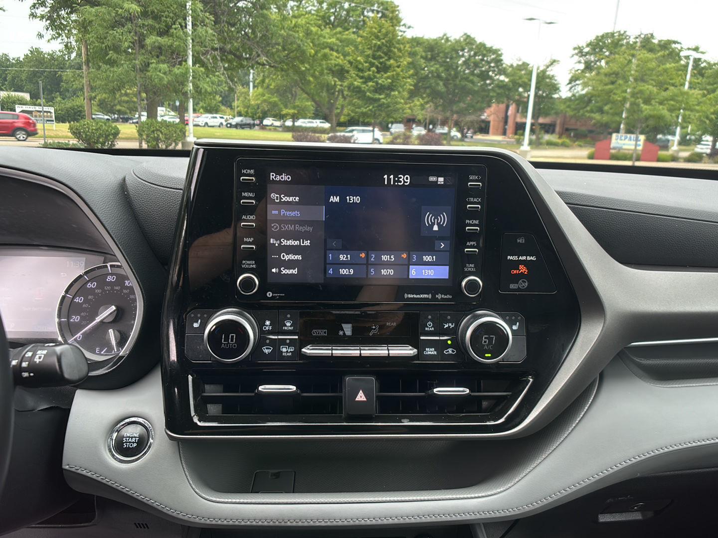 Used 2022 Celestial Silver Metallic Toyota XLE image 25