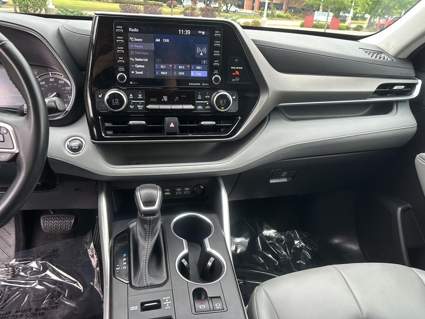 Used 2022 Celestial Silver Metallic Toyota XLE image 26