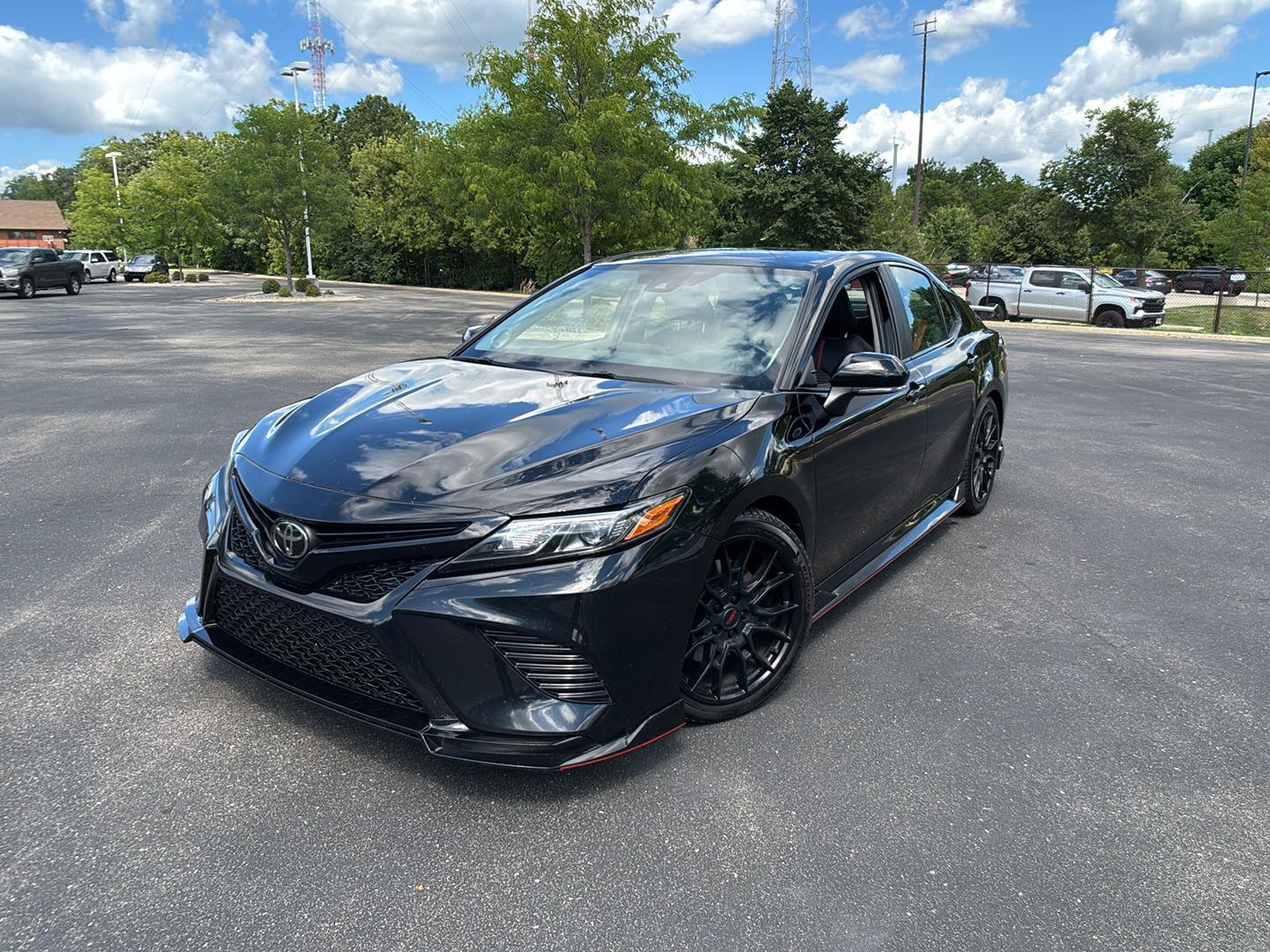 Midnight Black Metallic 2022 Toyota Camry Sedan Front-Wheel Drive 8-Speed Automatic