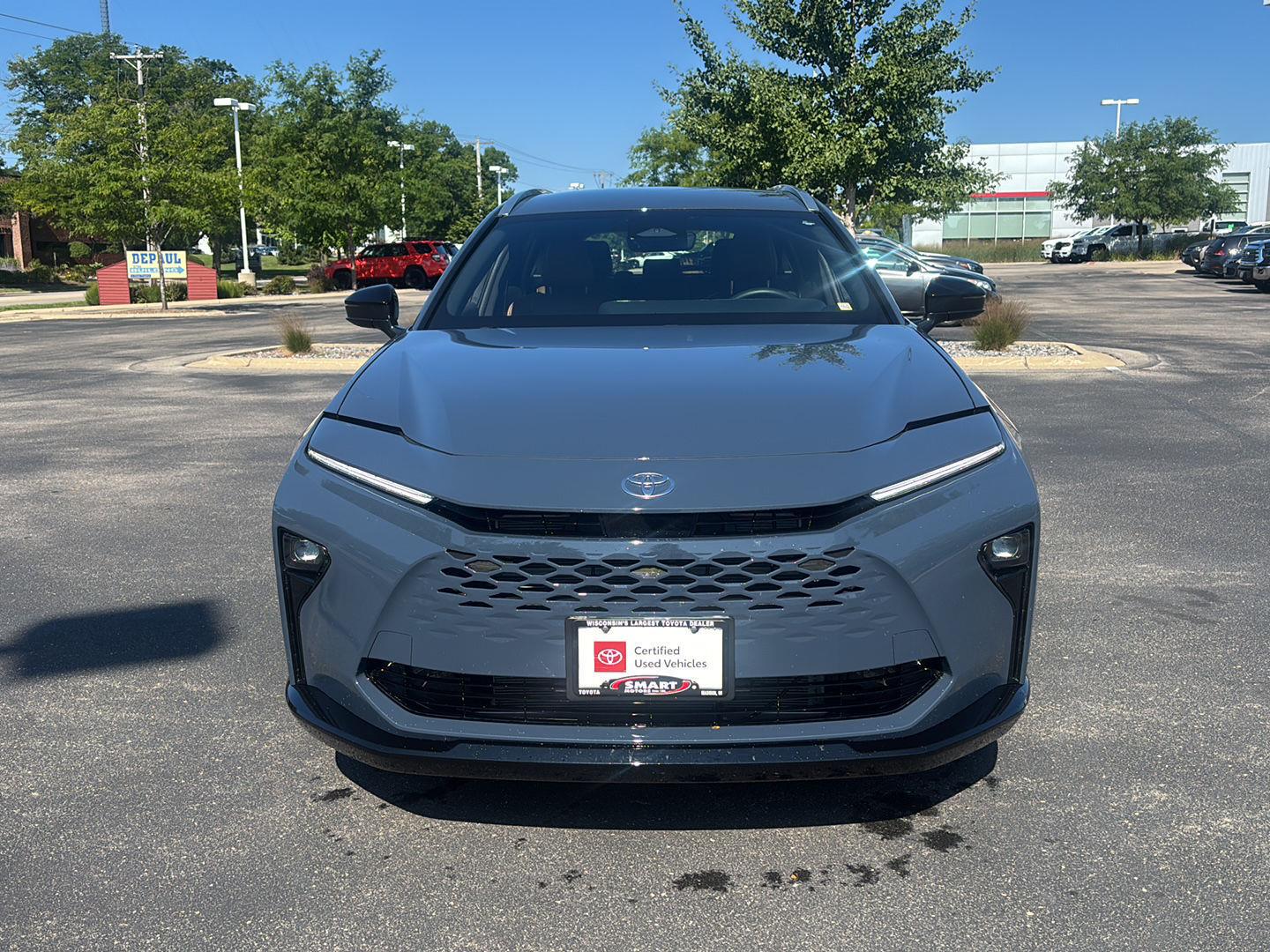 View vehicle photo 6