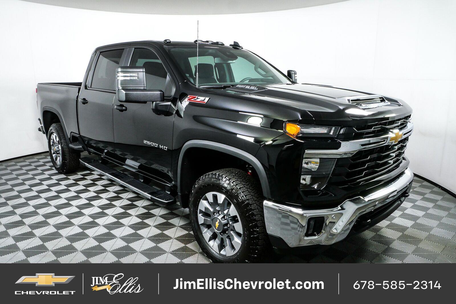 Black 2026 Chevrolet Silverado 2500HD Pickup Truck Four-Wheel Drive Automatic
