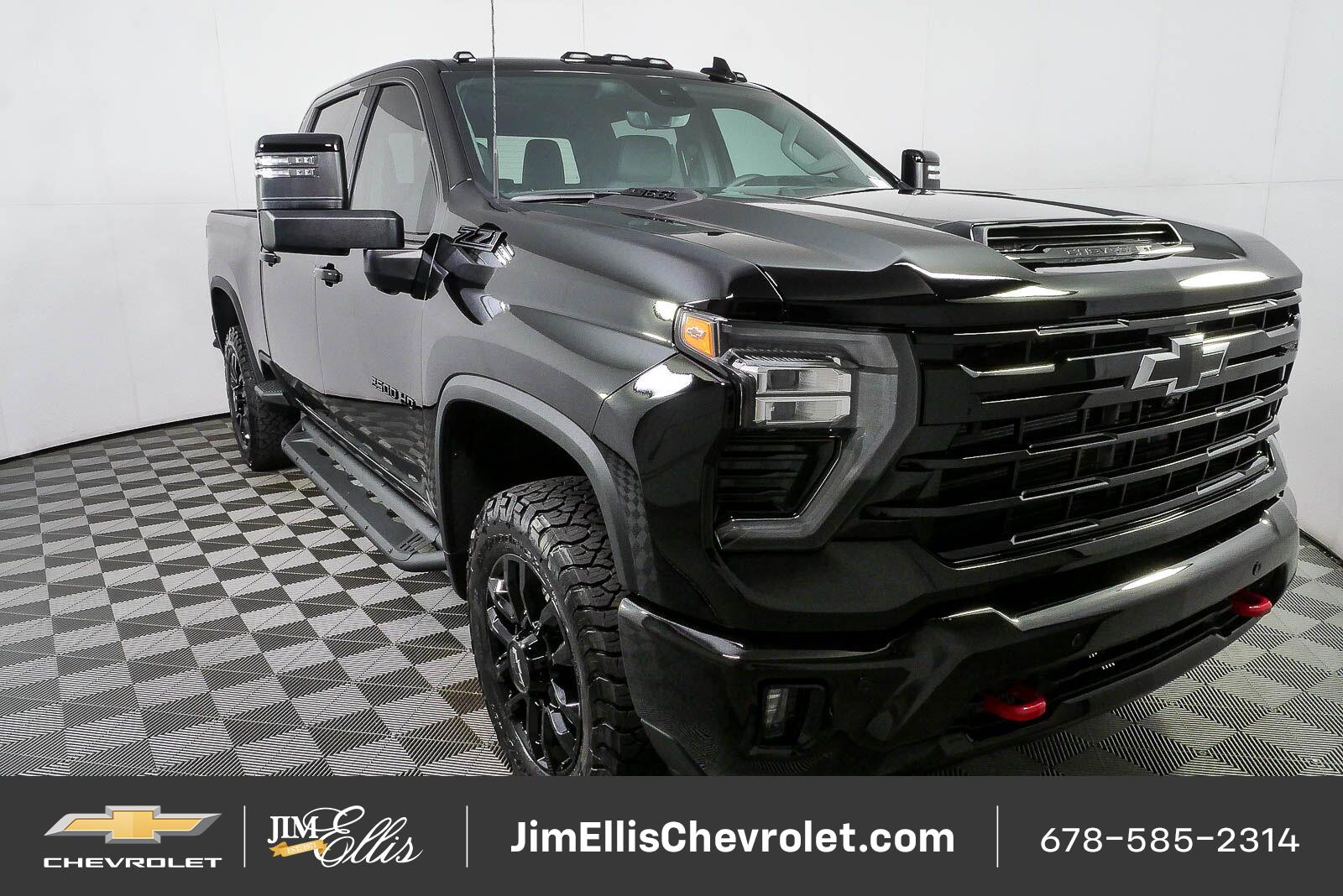 Black 2026 Chevrolet Silverado 2500HD Pickup Truck Four-Wheel Drive Automatic