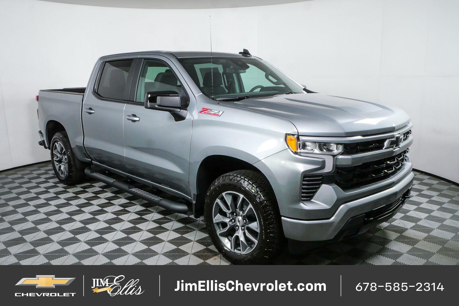 Sterling Gray Metallic 2026 Chevrolet Silverado 1500 Pickup Truck Four-Wheel Drive 8-Speed Automatic