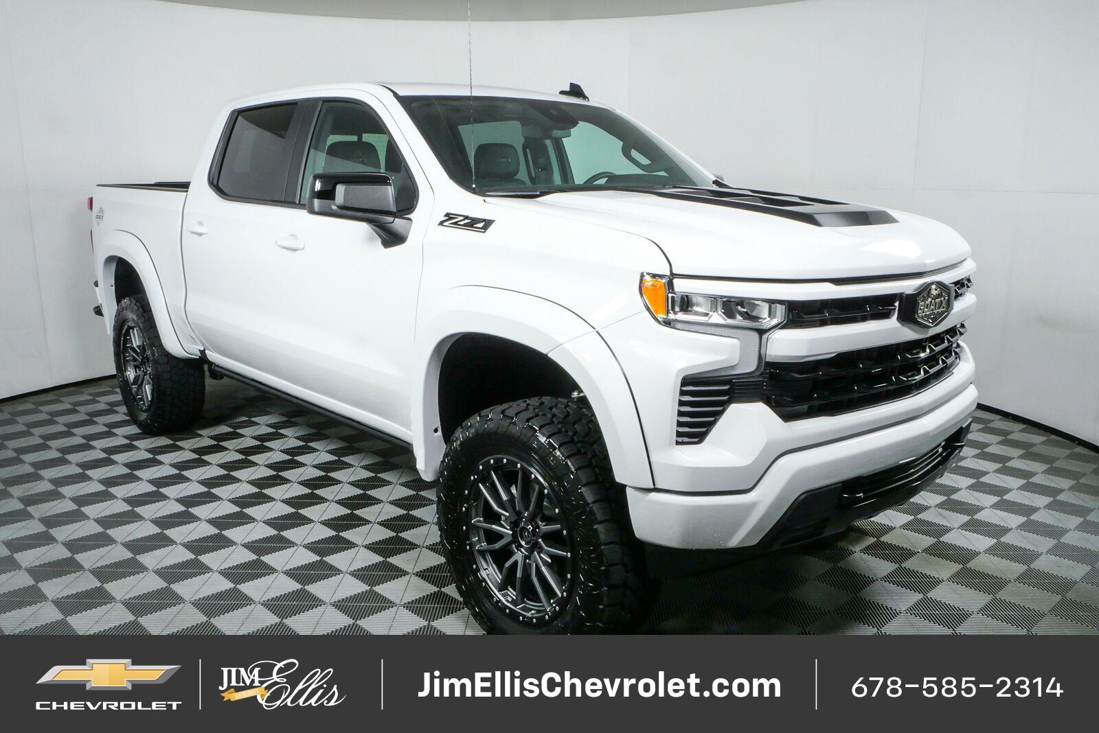 Summit White 2026 Chevrolet Silverado 1500 Pickup Truck Four-Wheel Drive 8-Speed Automatic