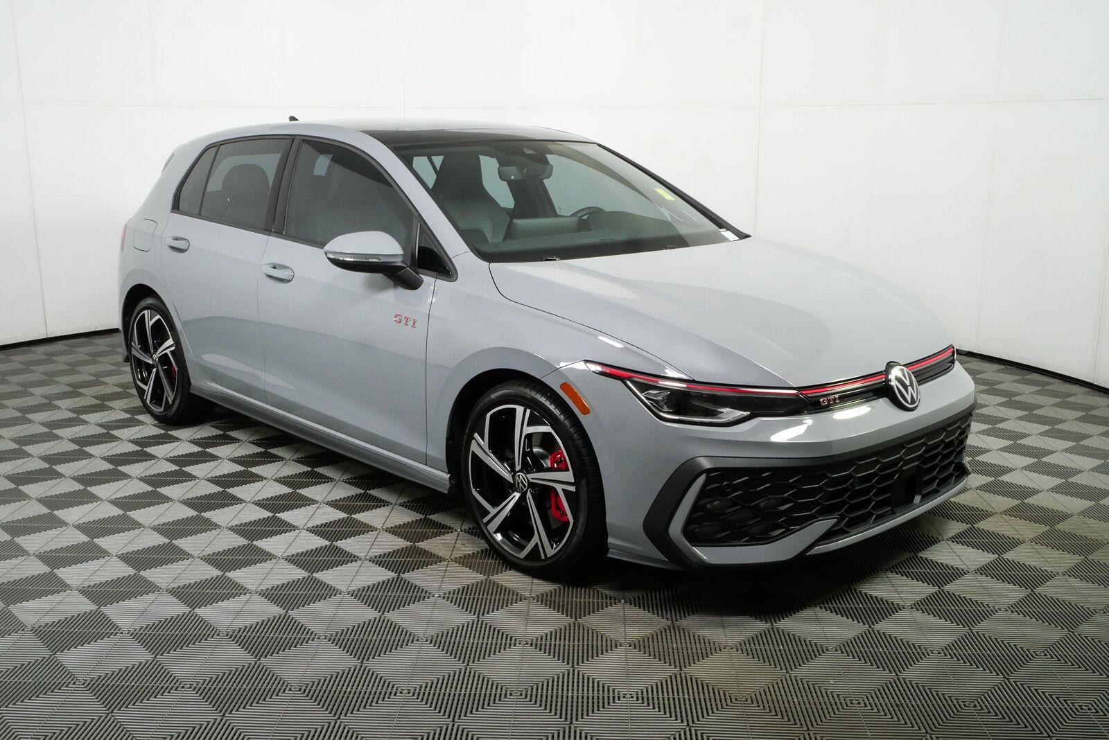 Moonstone Gray 2025 Volkswagen Golf GTI Hatchback Front-Wheel Drive Automatic