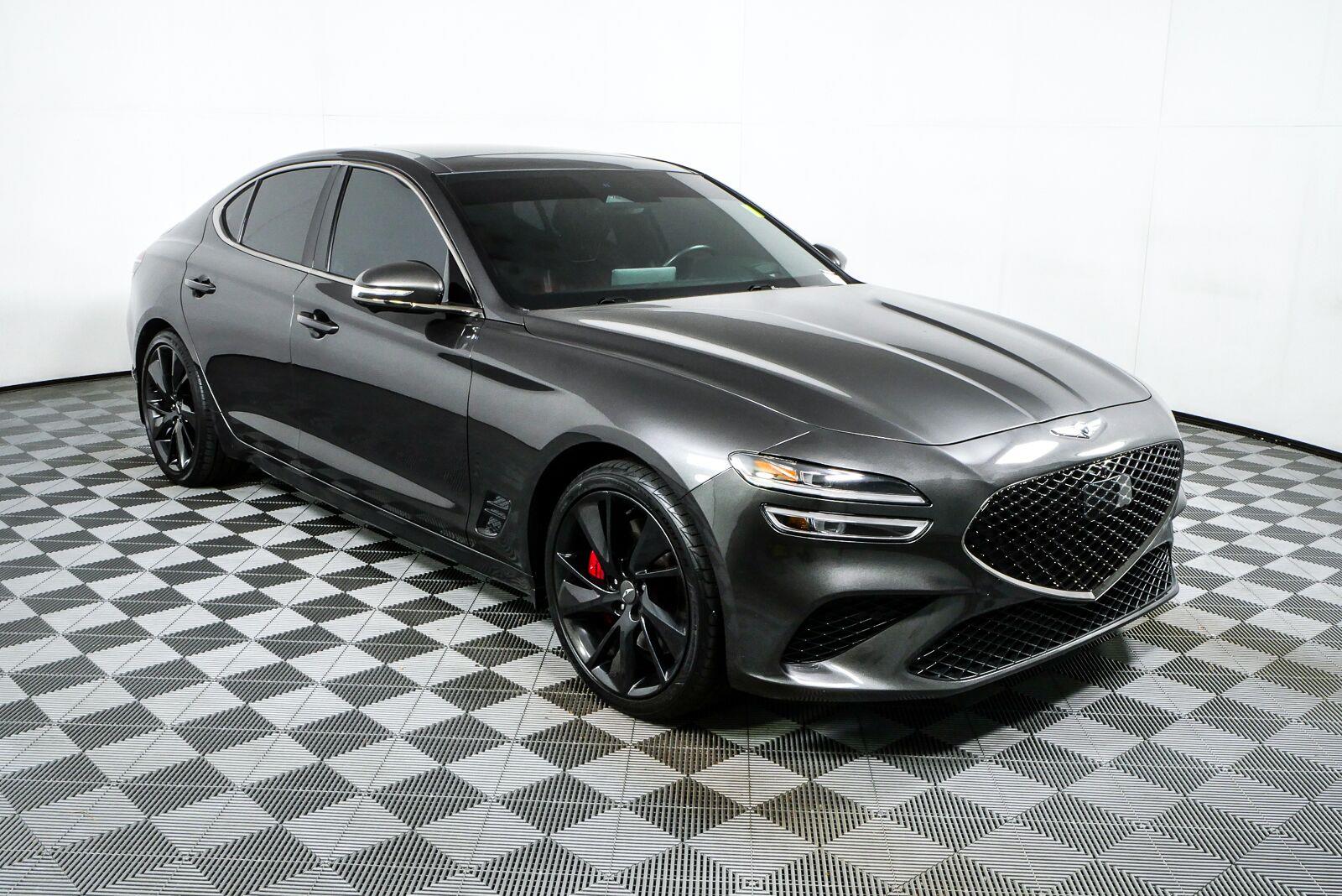 Makalu Gray 2023 Genesis G70 Sedan Rear-Wheel Drive Automatic
