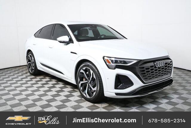 Glacier White Metallic 2024 Audi Q8 e-tron Sportback Sedan All-Wheel Drive Automatic