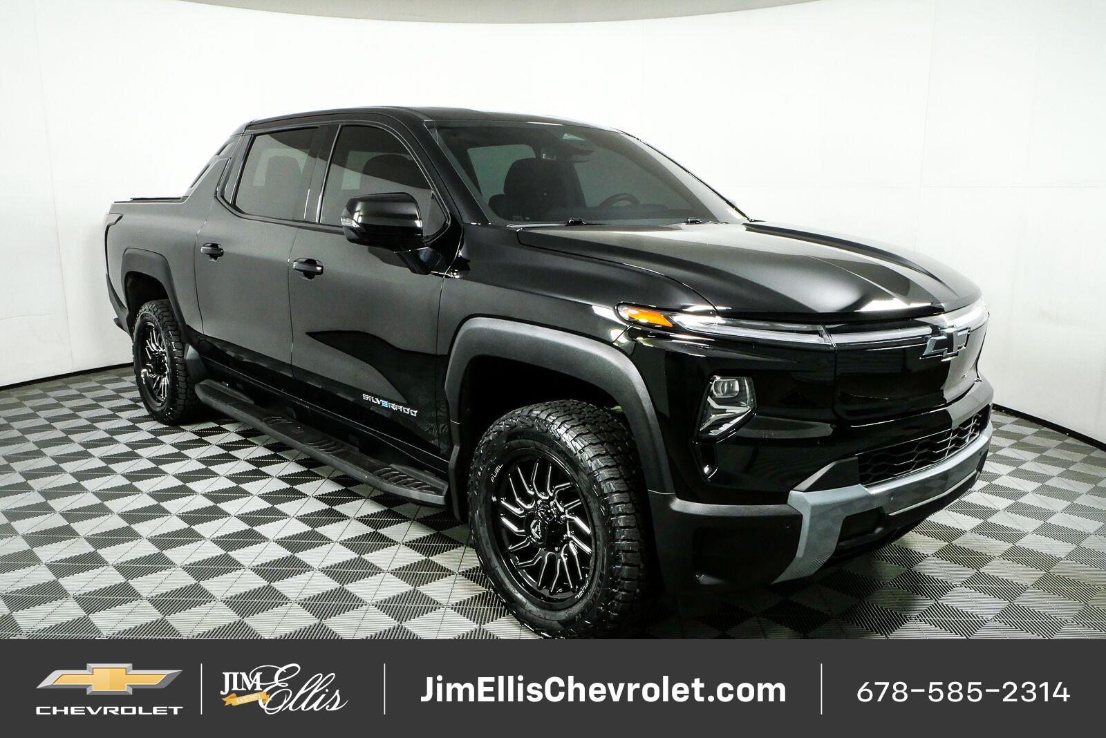Black 2025 Chevrolet Silverado EV Pickup Truck All-Wheel Drive Automatic