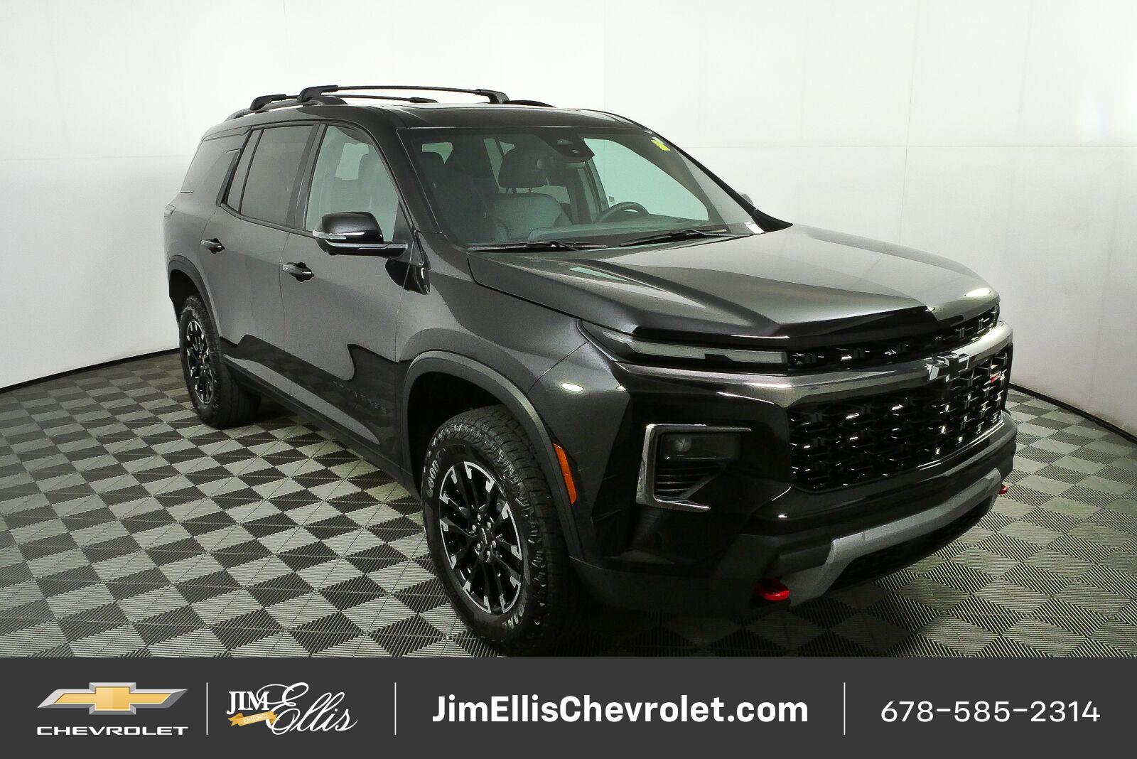 Mosaic Black Metallic 2025 Chevrolet Traverse SUV / Crossover Four-Wheel Drive 8-Speed Automatic