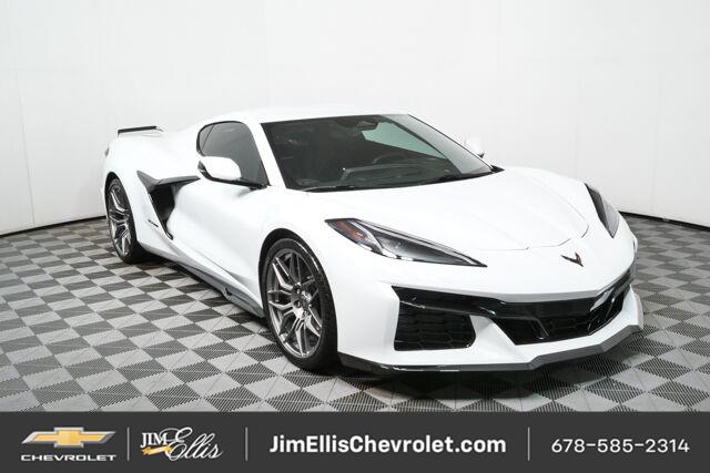 Arctic White 2026 Chevrolet Corvette Coupe Rear-Wheel Drive 8-Speed Dual Clutch